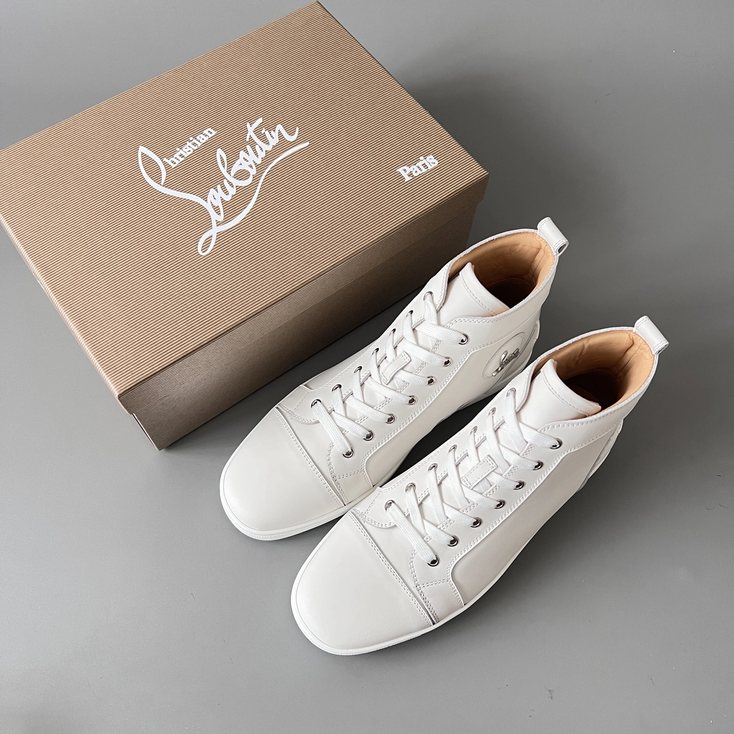 OOBB-- 8ou2ou 3091177WH01 Lou Spikes cowhide item:E-X300K1802