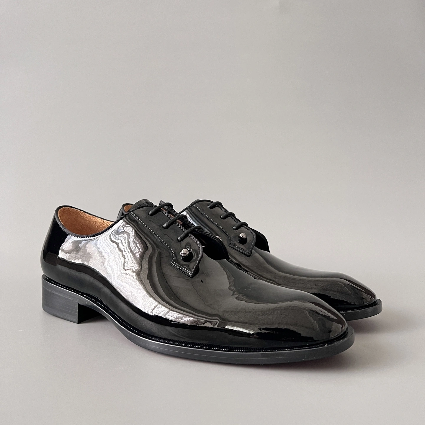 OOBB-- 8ou2ou 3230589BK01 Calfskin item:E-X300H0716