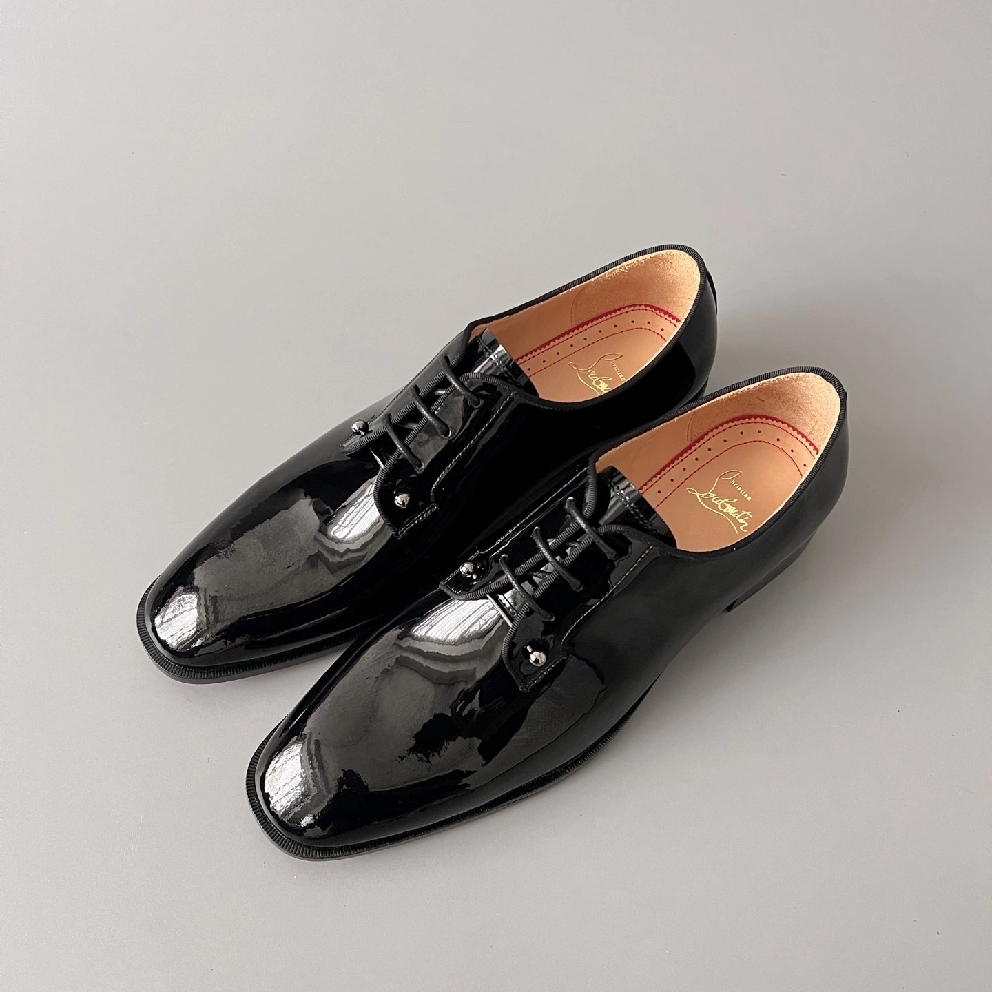 OOBB-- 8ou2ou 3230589BK01 Calfskin item:E-X300H0716