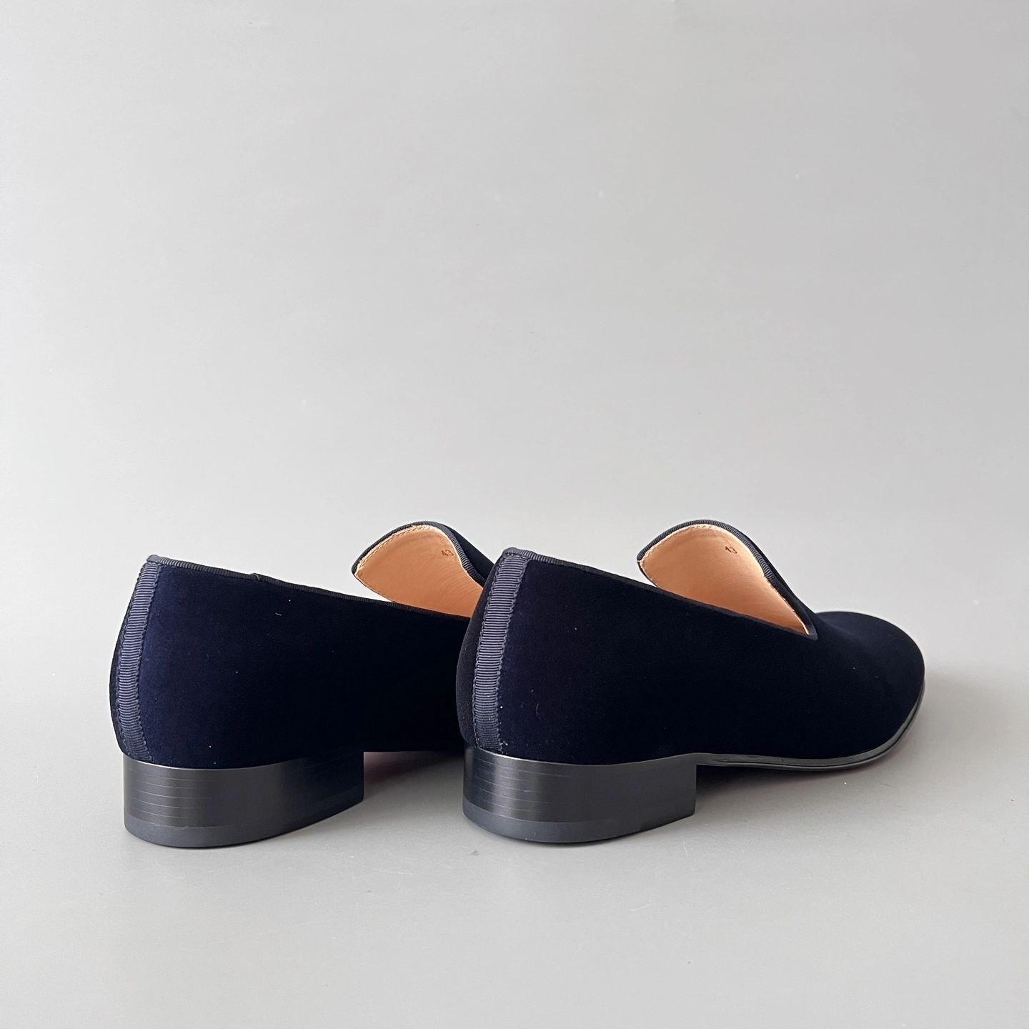 OOBB-- 8ou2ou 573034Navy cowhide item:E-X300J2260