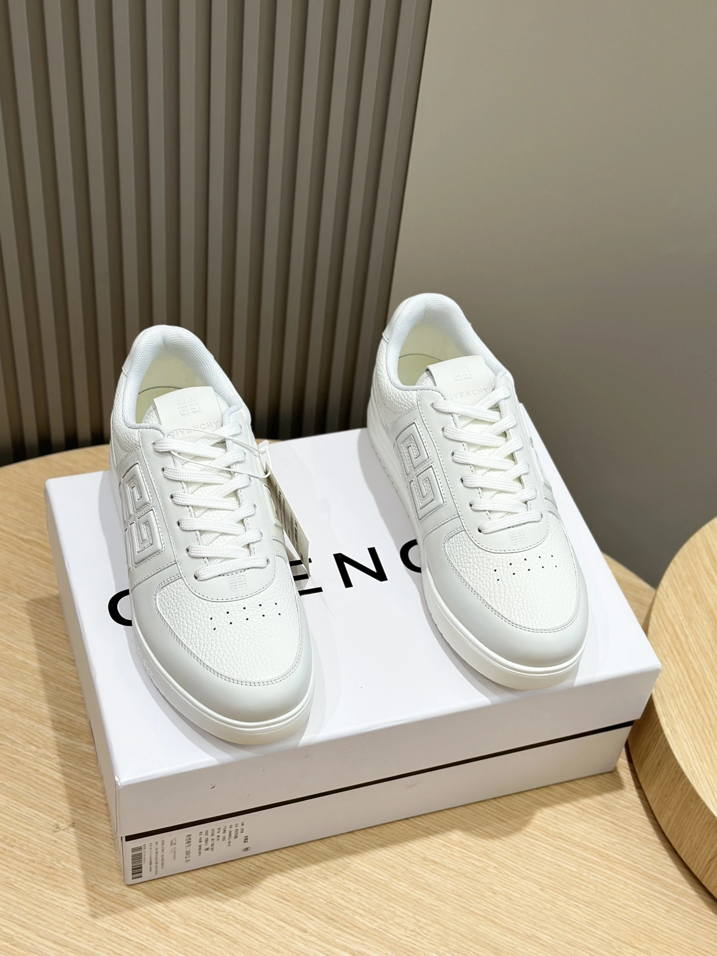 OOBB-- BE0030E1L9-100 cowhide item:D-X062M1127