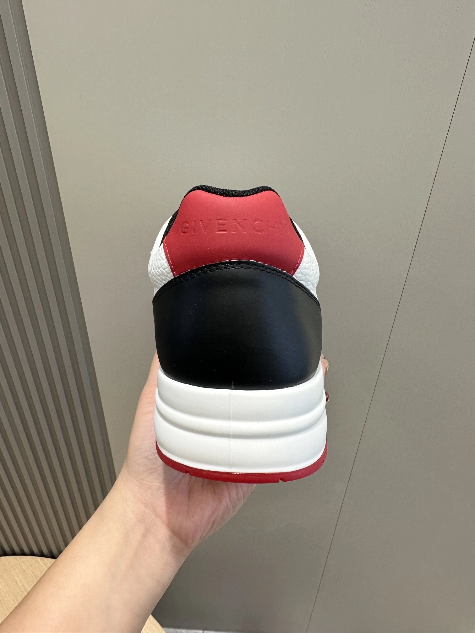 OOBB-- BH007WH1DE-973 cowhide item:D-X062M1128