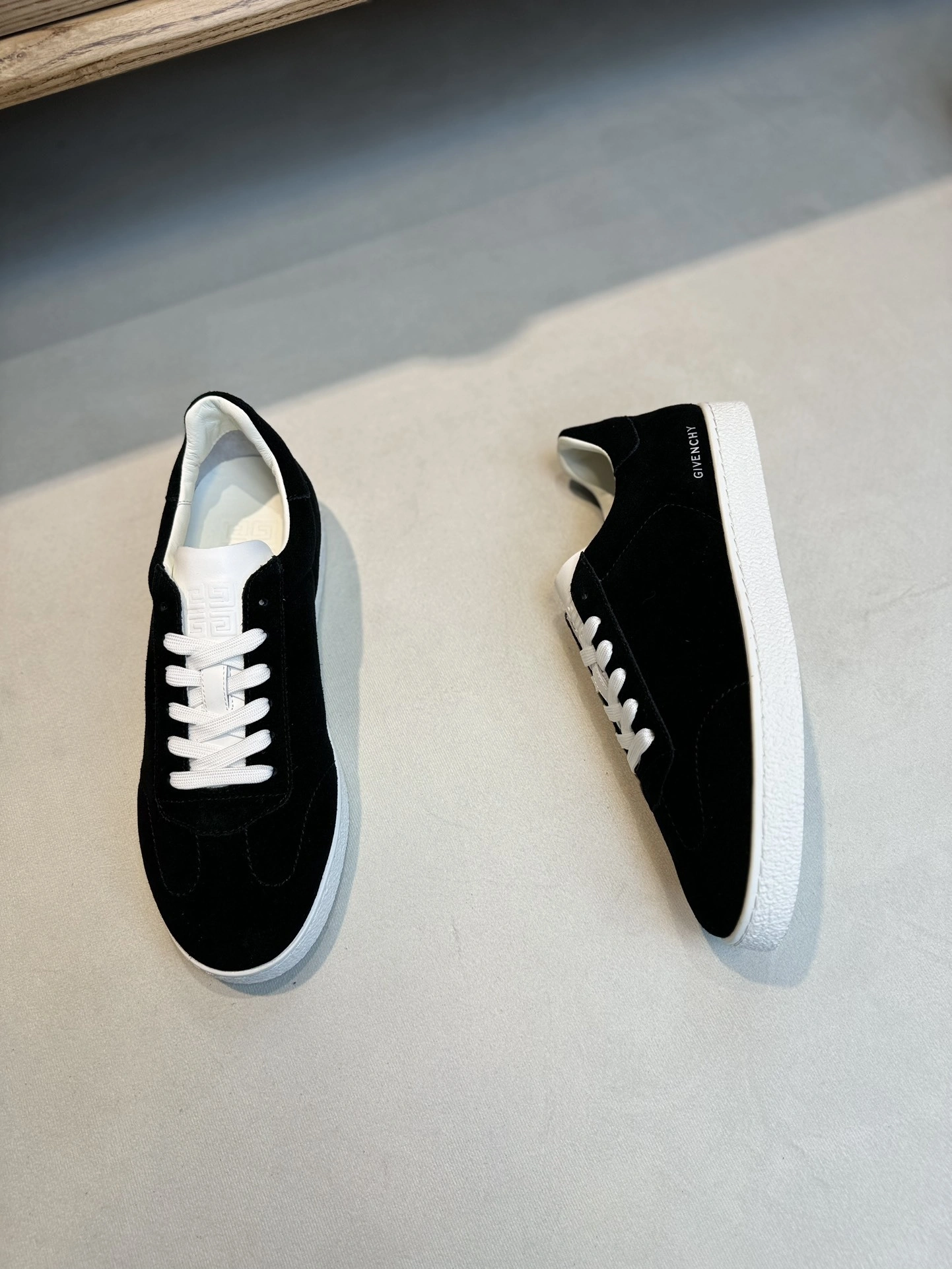 &OOBB-- BH009UH1NU-001 Calfskin item:D-X158A1063