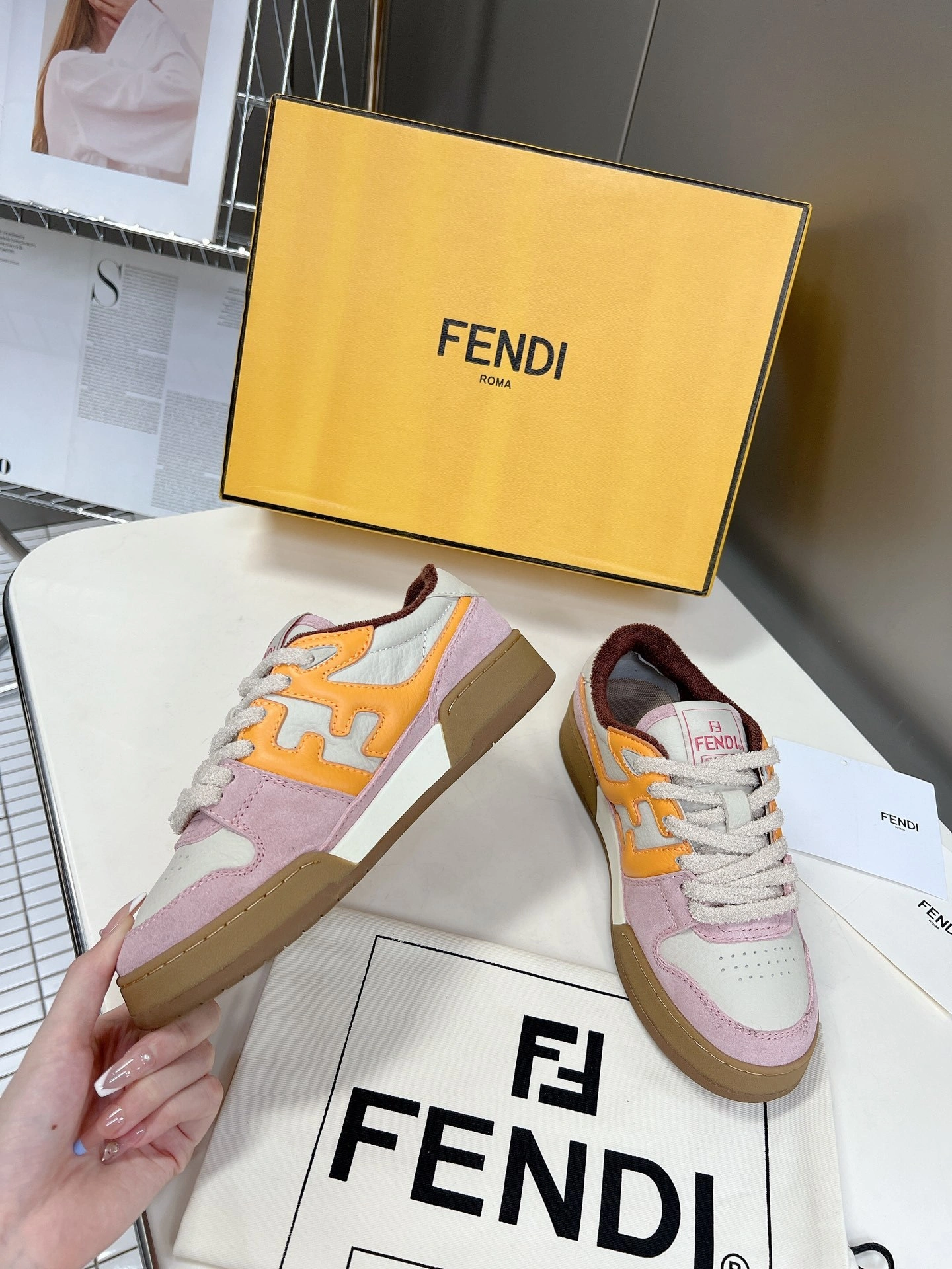 OOBB-- F594i 8E8252AI1NF1H1C Trainer cowhide item:E-X362J1108
