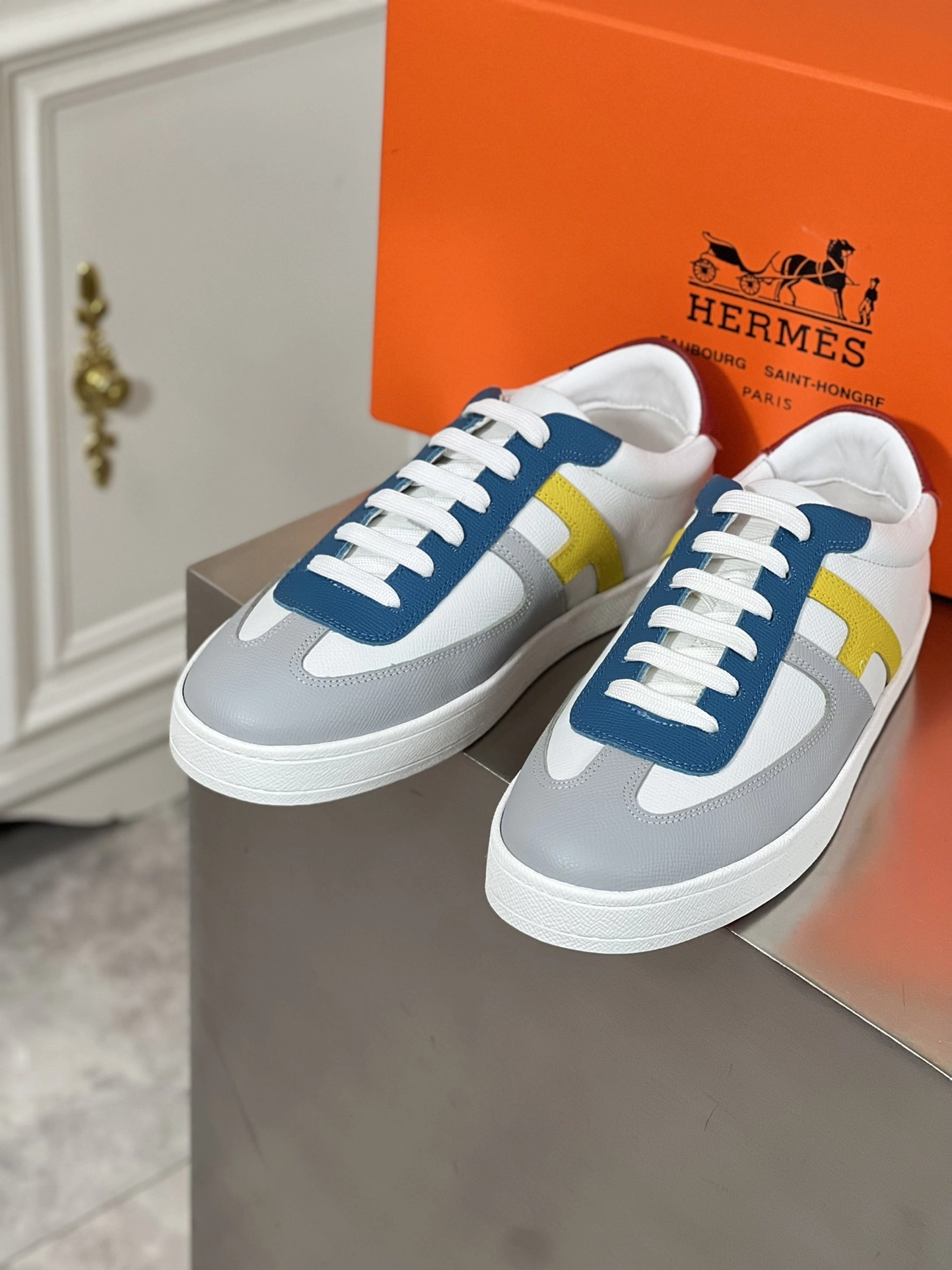 OOBB-- H202950Z H91 Calfskin item:D-X032C0614