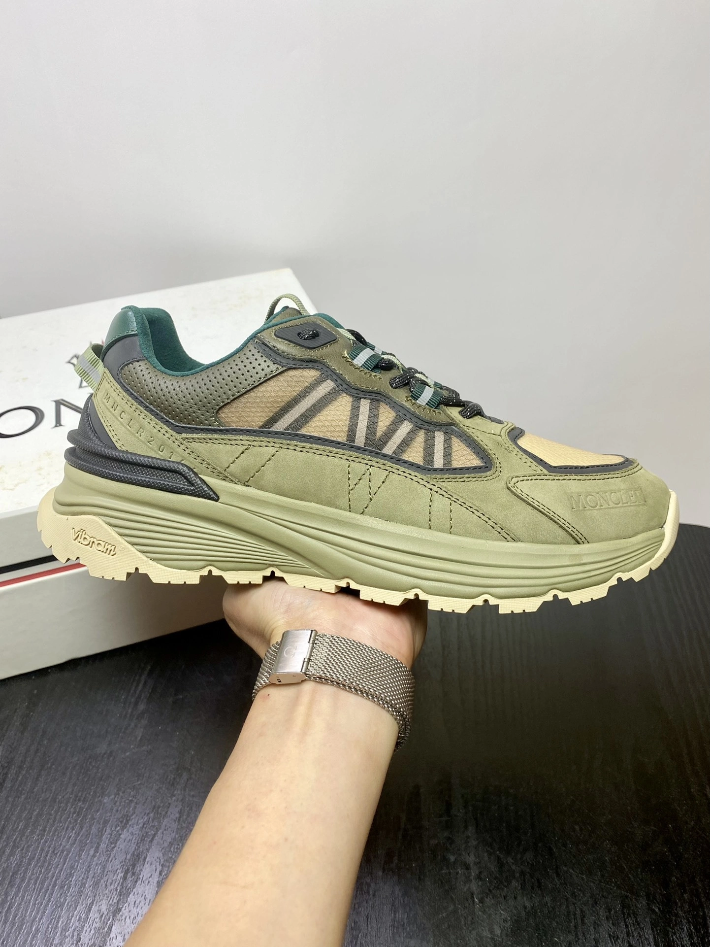OOBB-- H209A4M00070M2055P88 item:D-X032C0618