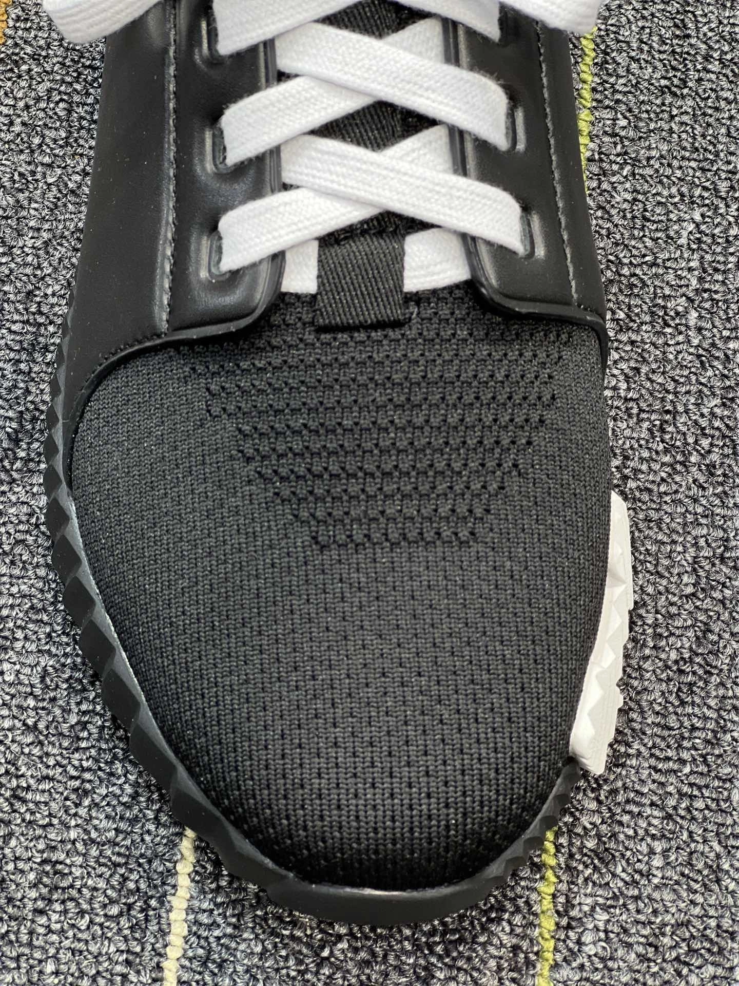 OOBB-- H212918Z H01 item:C-X000E3148