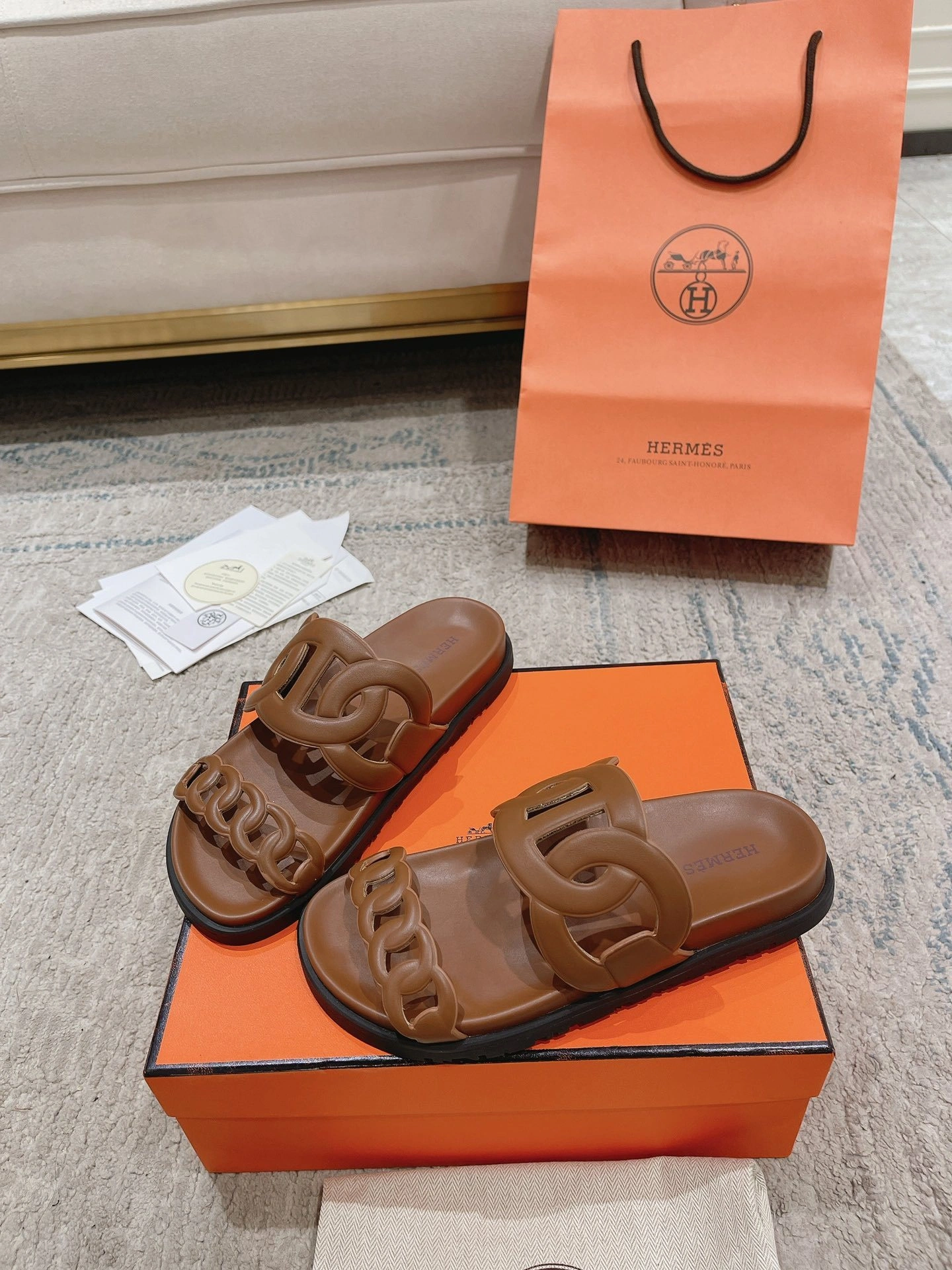 OOBB-- H221146Z A3 cowhide item:D-X158M2203