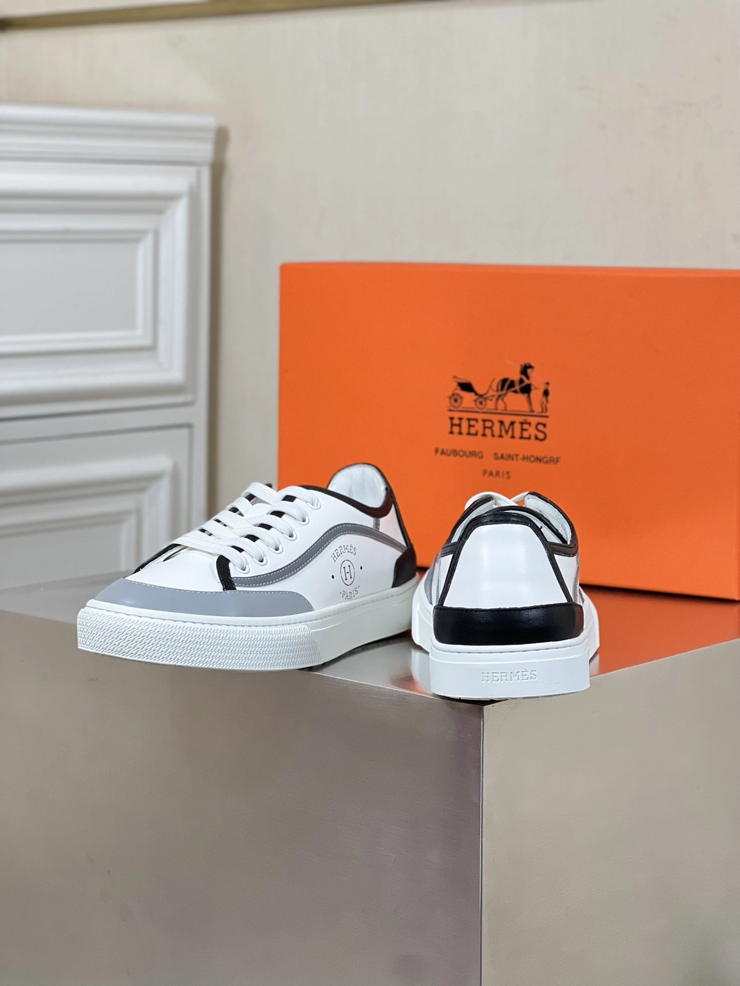 OOBB-- H231725Z H91 Calfskin item:D-X032C0609