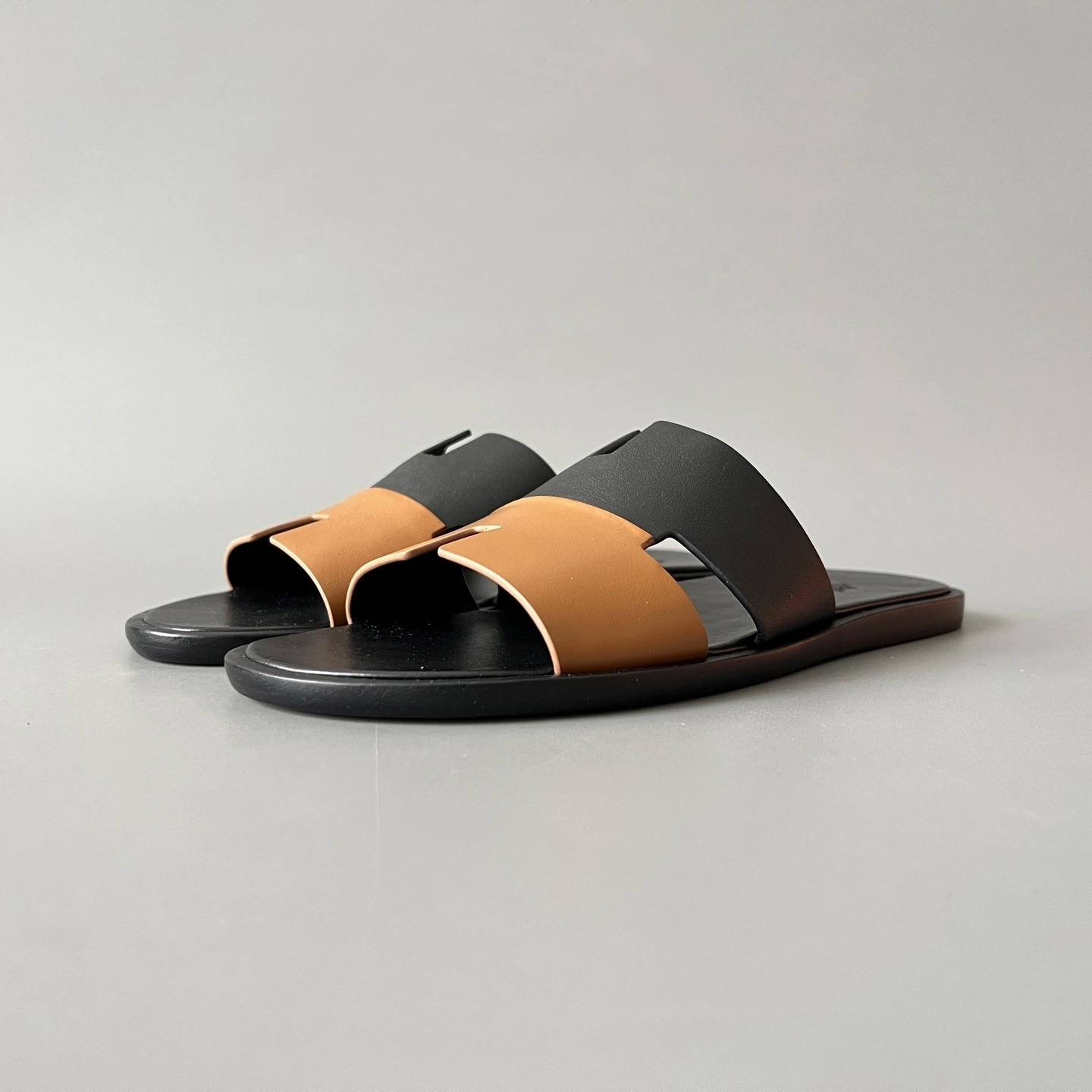 OOBB-- H5r75s H172460Z H01 cowhide Izmir item:E-X300L1104B