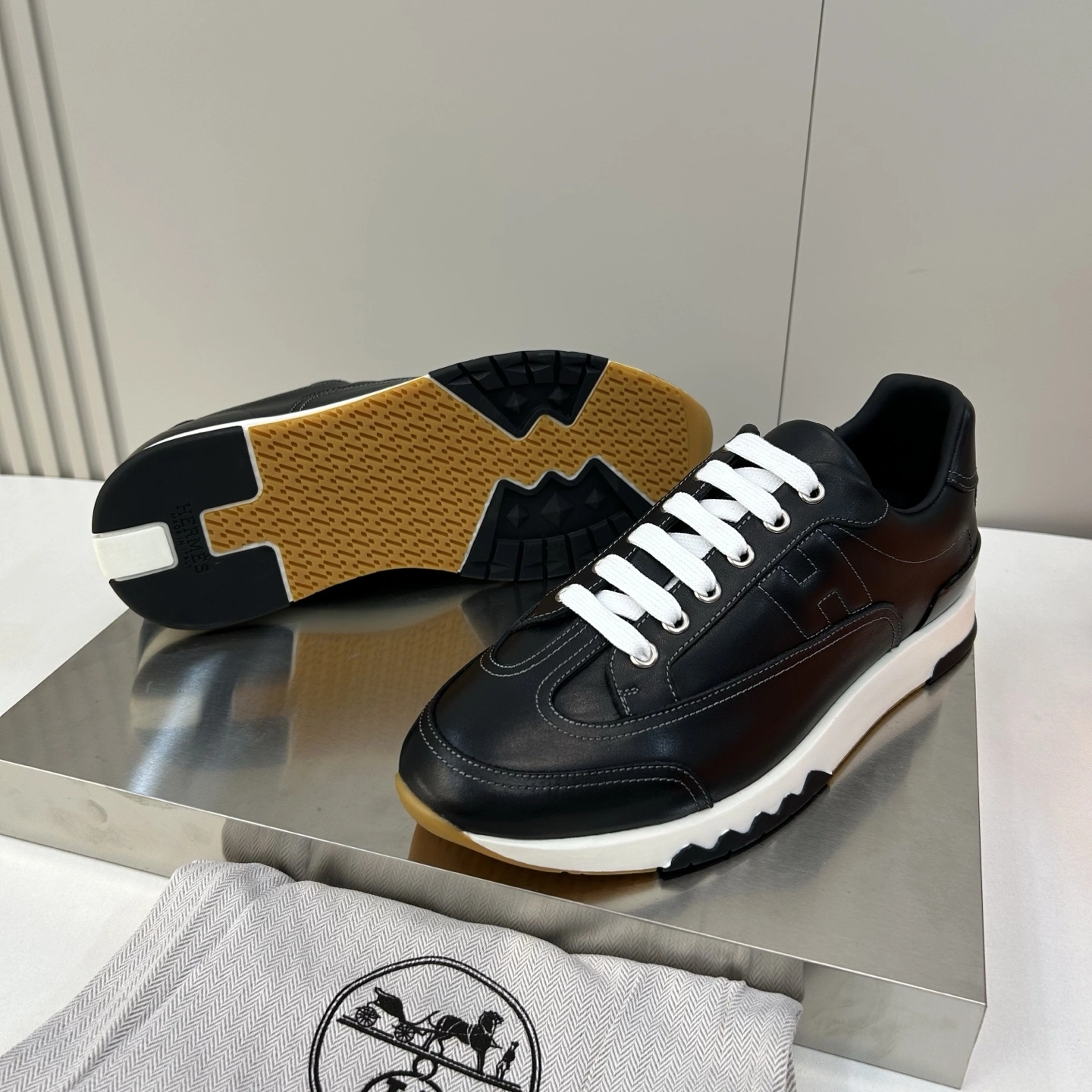 OOBB-- H5r75s H191395Z H06 calfskin item：E-X230I1015