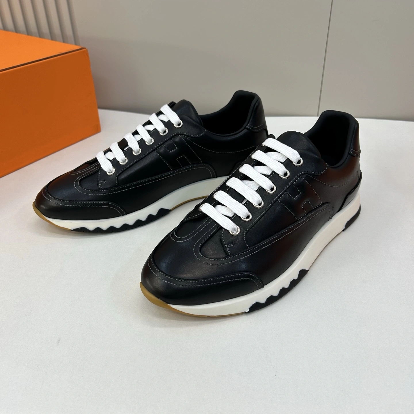OOBB-- H5r75s H191395Z H06 calfskin item：E-X230I1015