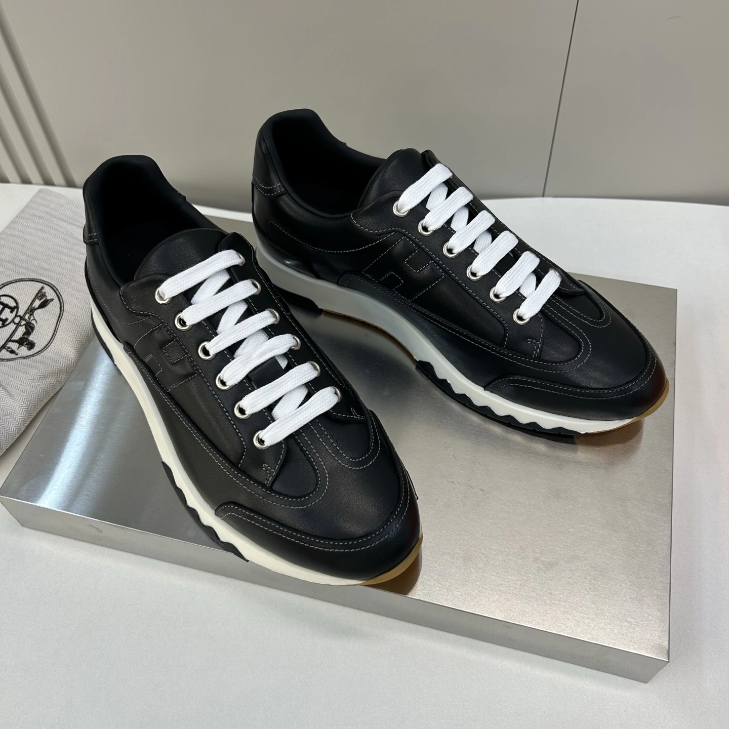 OOBB-- H5r75s H191395Z H06 calfskin item：E-X230I1015