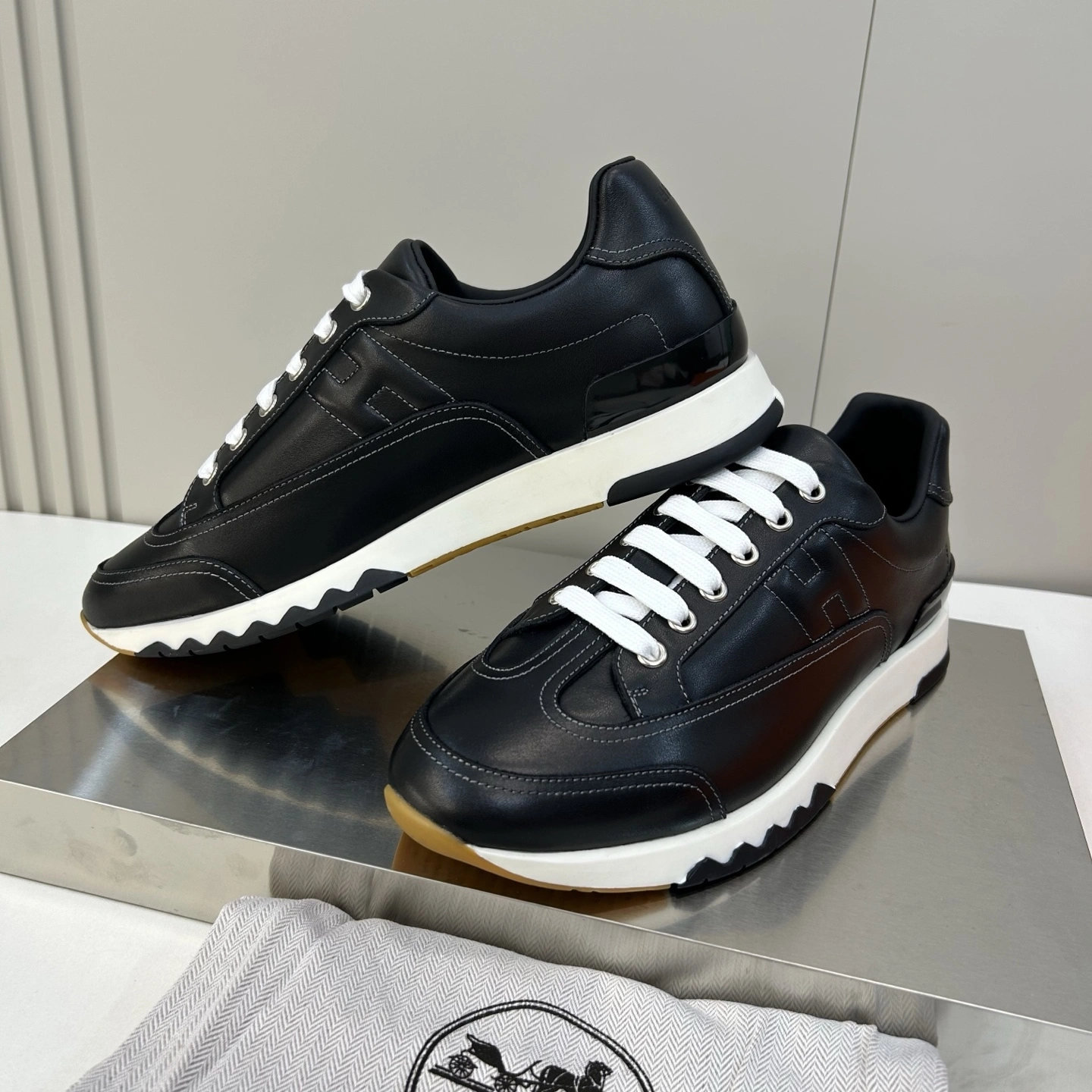OOBB-- H5r75s H191395Z H06 calfskin item：E-X230I1015