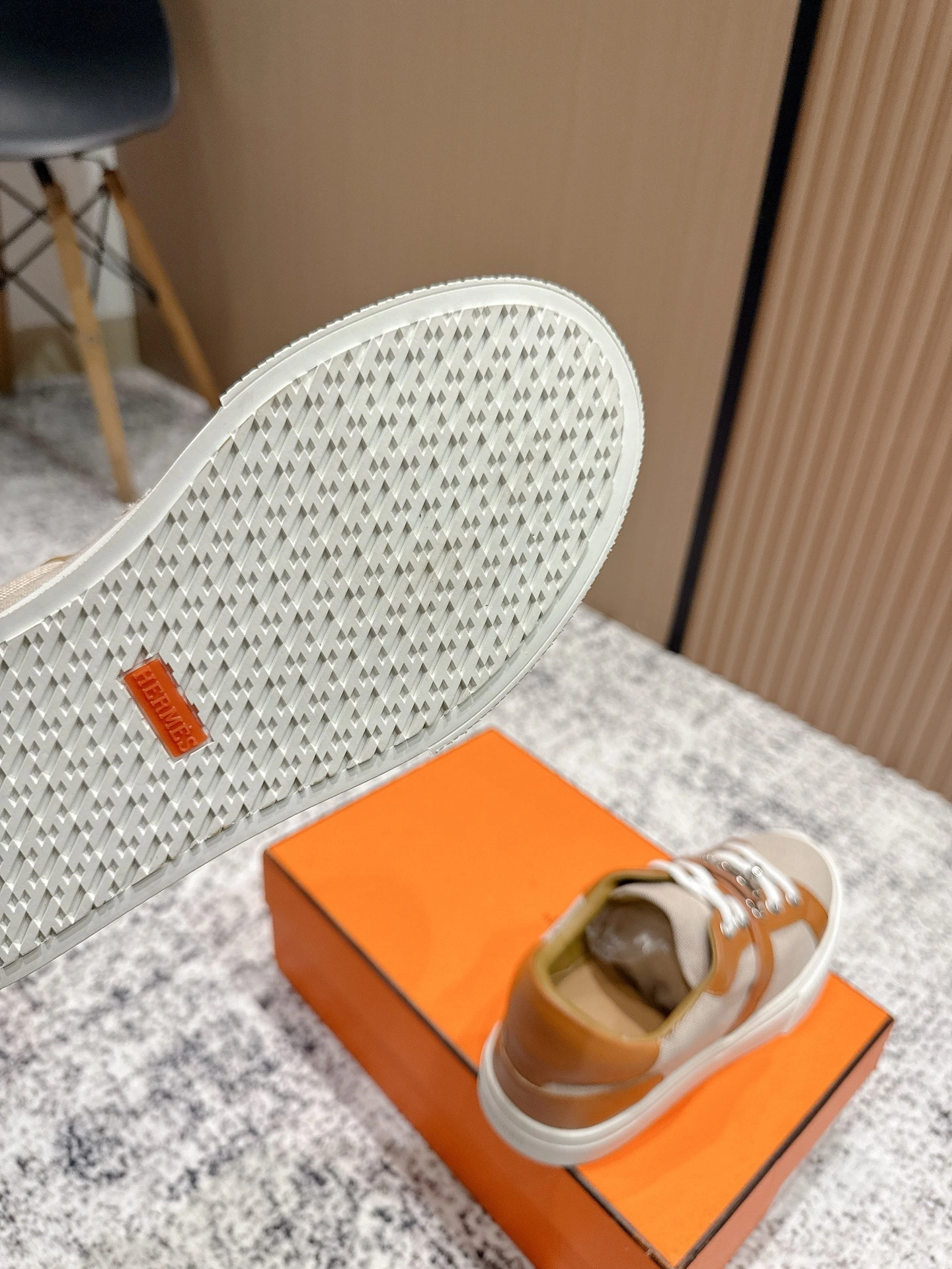 OOBB-- H5r75s H221799Z HPN calfskin item：E-X02I1020