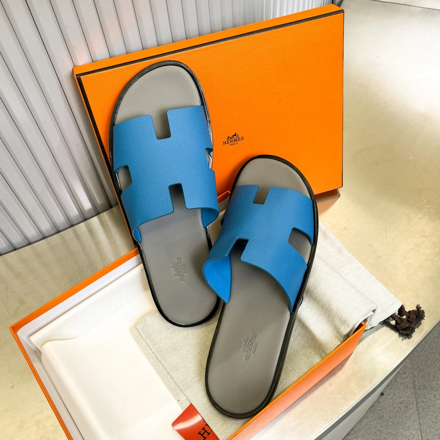 OOBB-- H5r75s H221824Z HBG cowhide item:D-X158F1997S