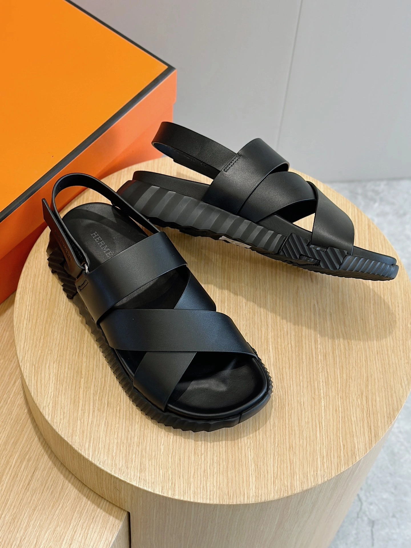 OOBB-- H5r75s H221848Z H0 Calfskin item:E-X158C2337
