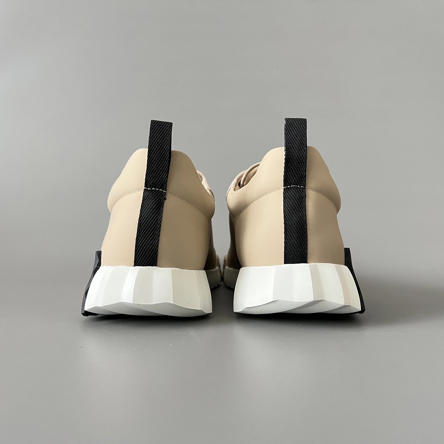 OOBB-- H5r75s H221898Z HBG cowhide item:E-X300J2220