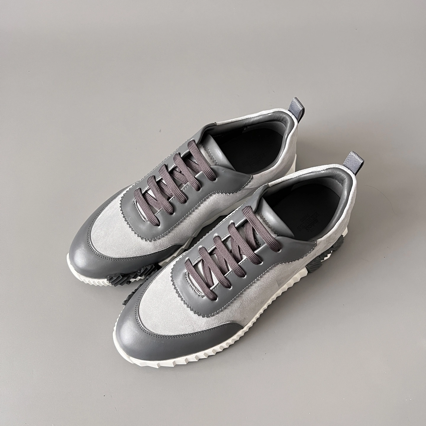 OOBB-- H5r75s H231763Z H6I cowhide item:E-X300J2211