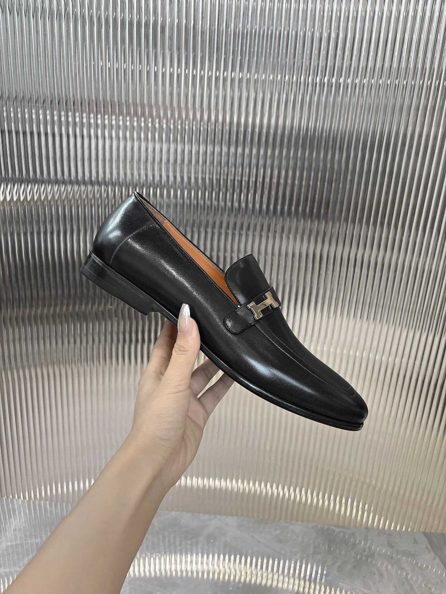 OOBB-- H5r75s H231992Z A02 cowhide item:D-X062L1044