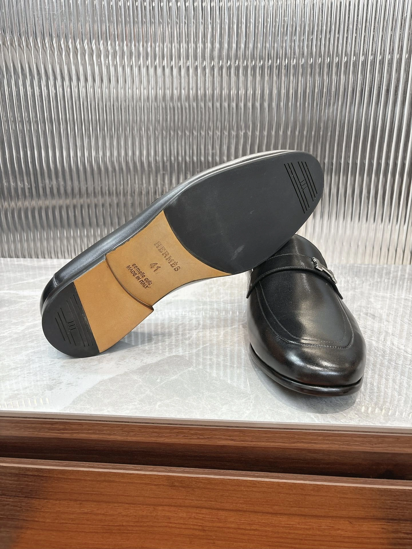 OOBB-- H5r75s H231992Z A02 cowhide item:D-X062L1044