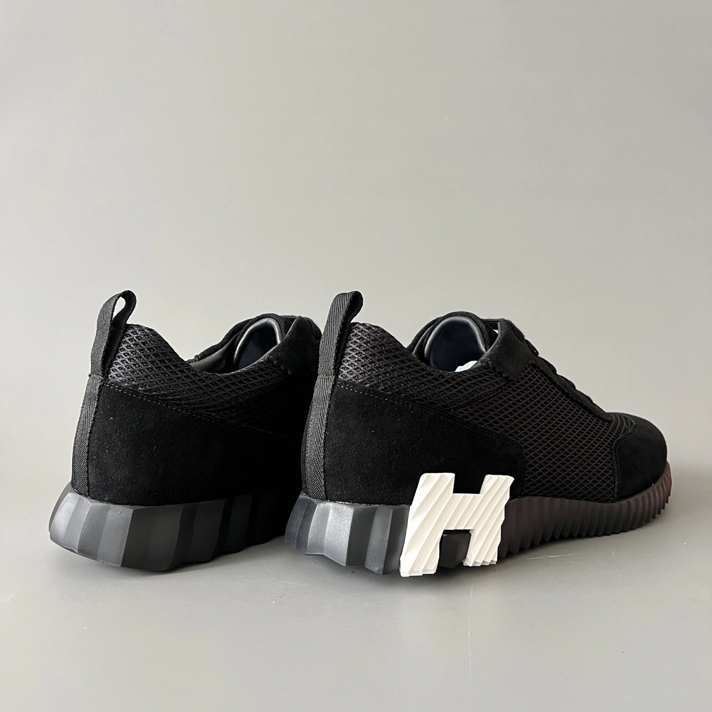 OOBB-- H5r75s H232856Z H01 cowhide item:E-X300J2214