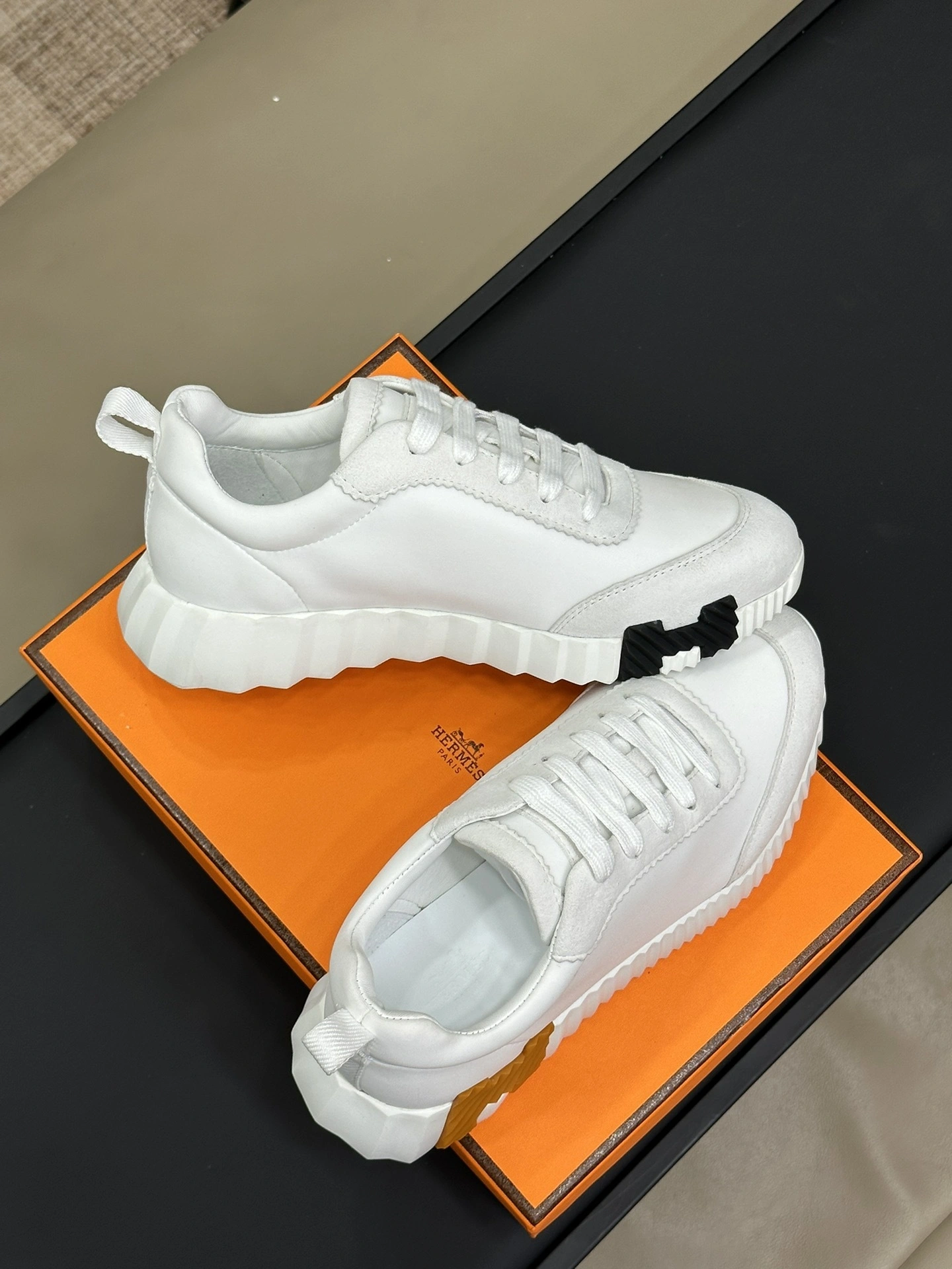 &OOBB-- H5r75s H232856Z H91 Bouncing sneaker item:D-X158L2534