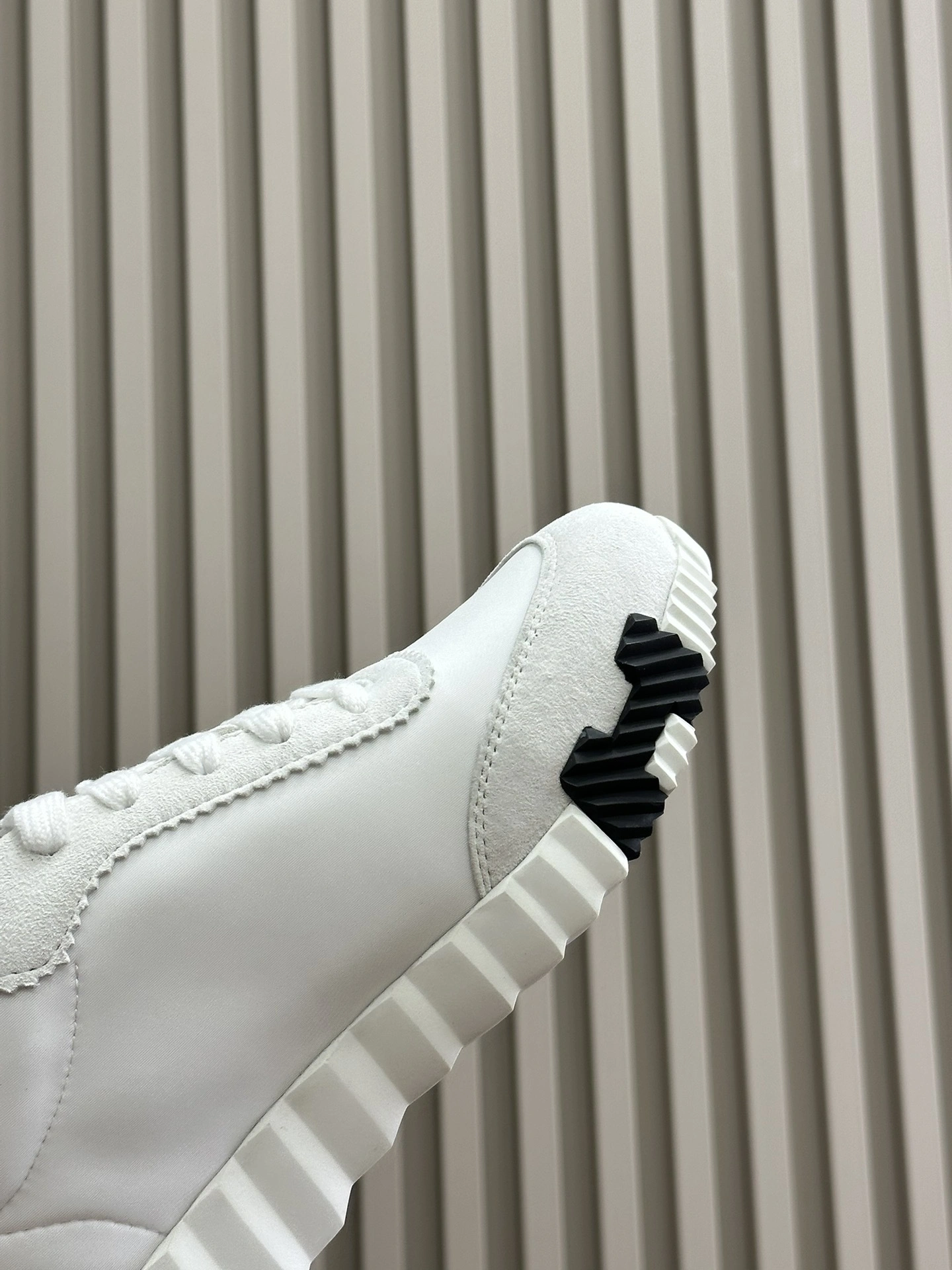 &OOBB-- H5r75s H232856Z H91 Bouncing sneaker item:D-X158L2534