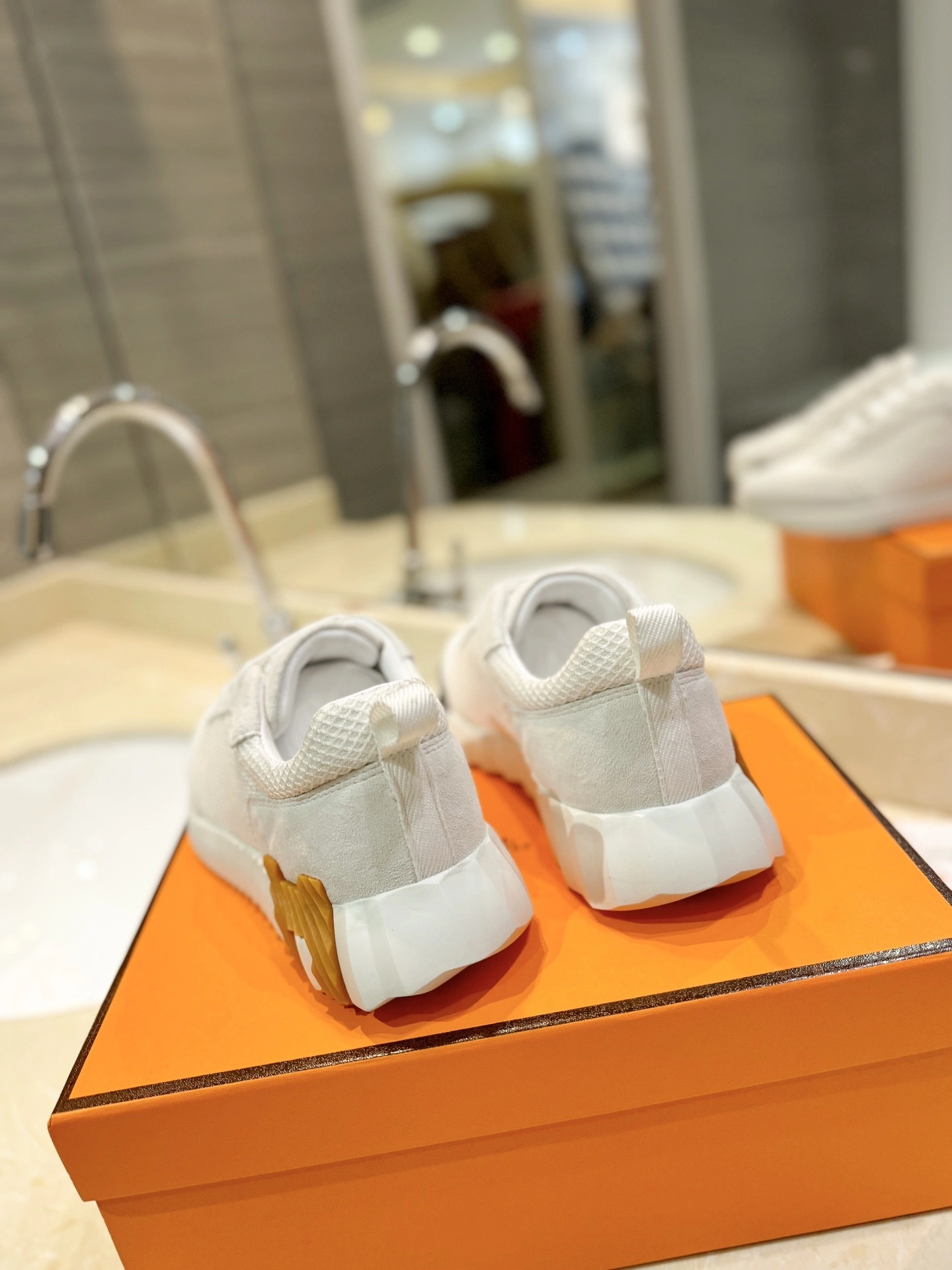 OOBB-- H5r75s H232856Z H91 sheepskin item:D-X150L2535