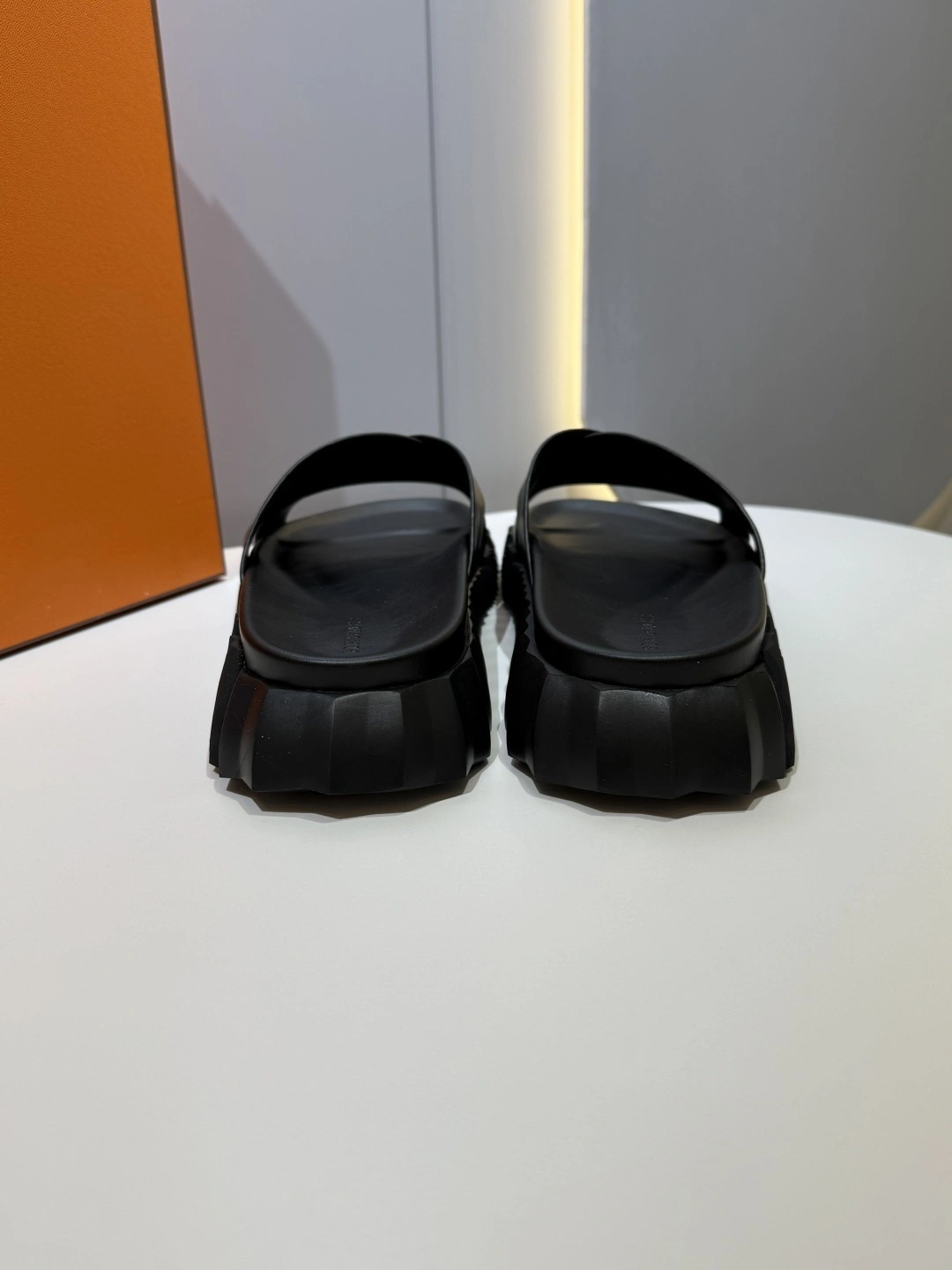 OOBB-- H5r75s H241919Z H01 calfskin item:E-X430F0643