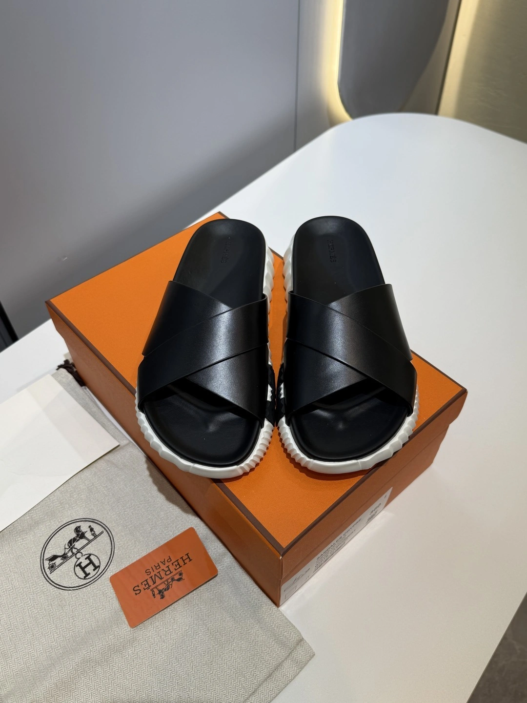 OOBB-- H5r75s H241919Z H02 calfskin item:E-X430F0642