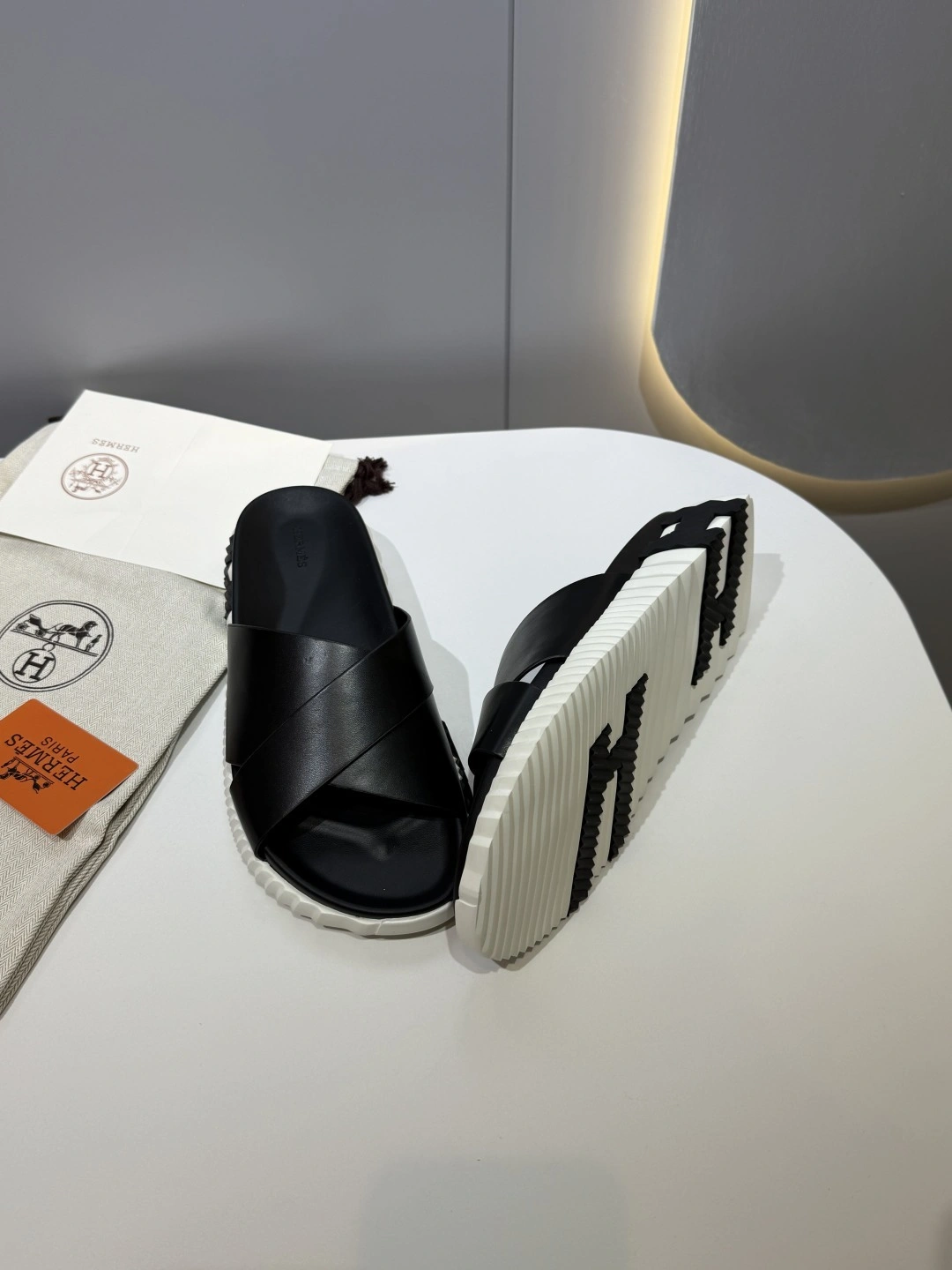 OOBB-- H5r75s H241919Z H02 calfskin item:E-X430F0642