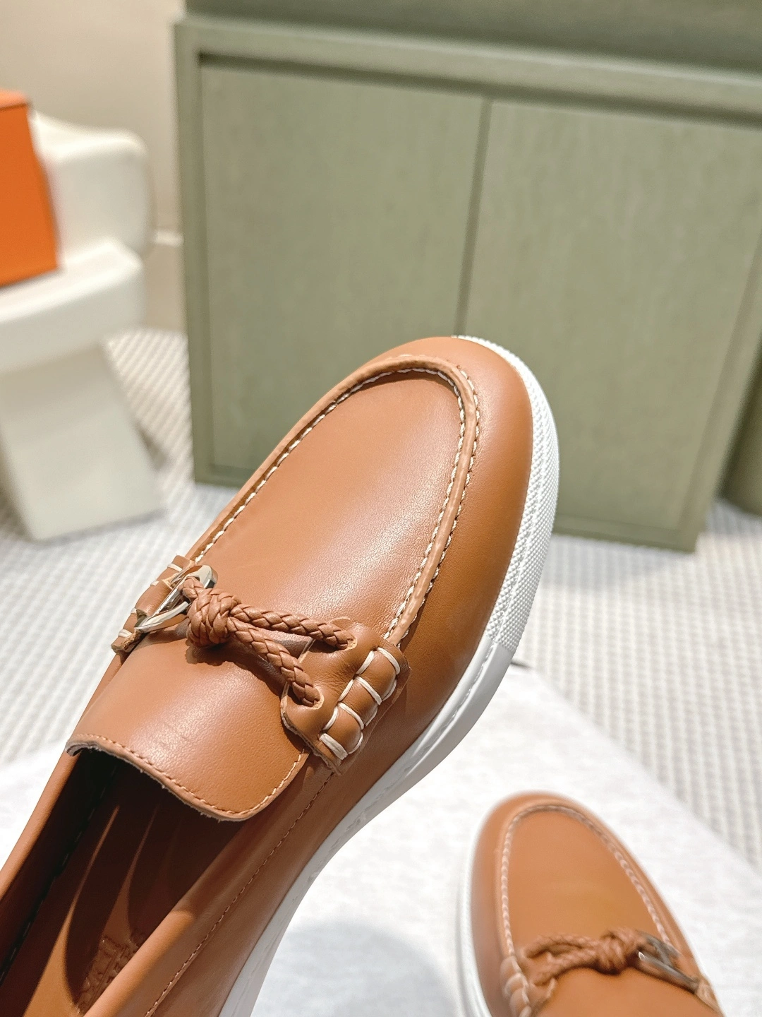 OOBB-- H5r75s H241927Z AA3 sheephide item:E-X362J1103