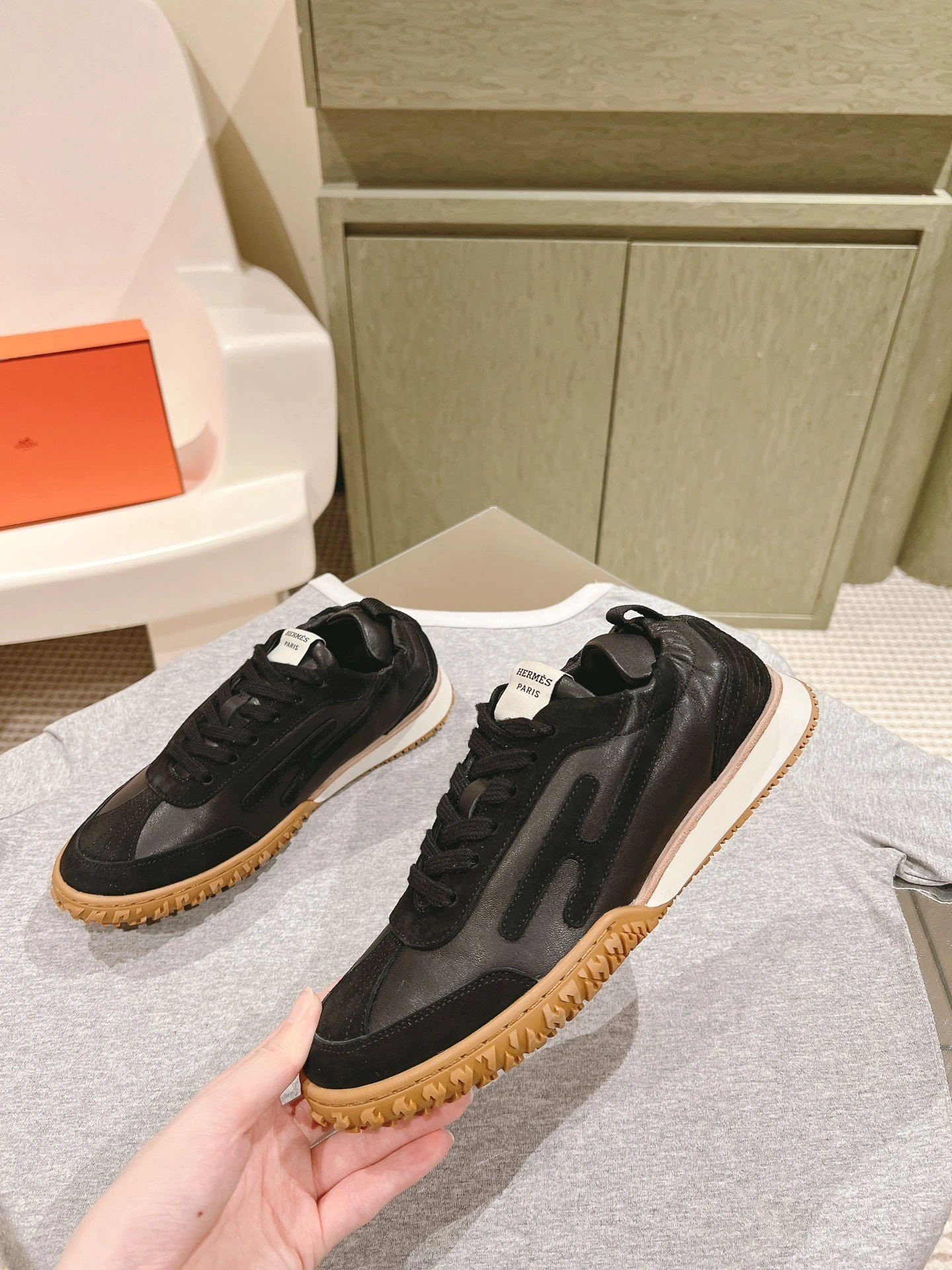OOBB-- H5r75s H242924Z H01 cowhide item：E-X362I2919