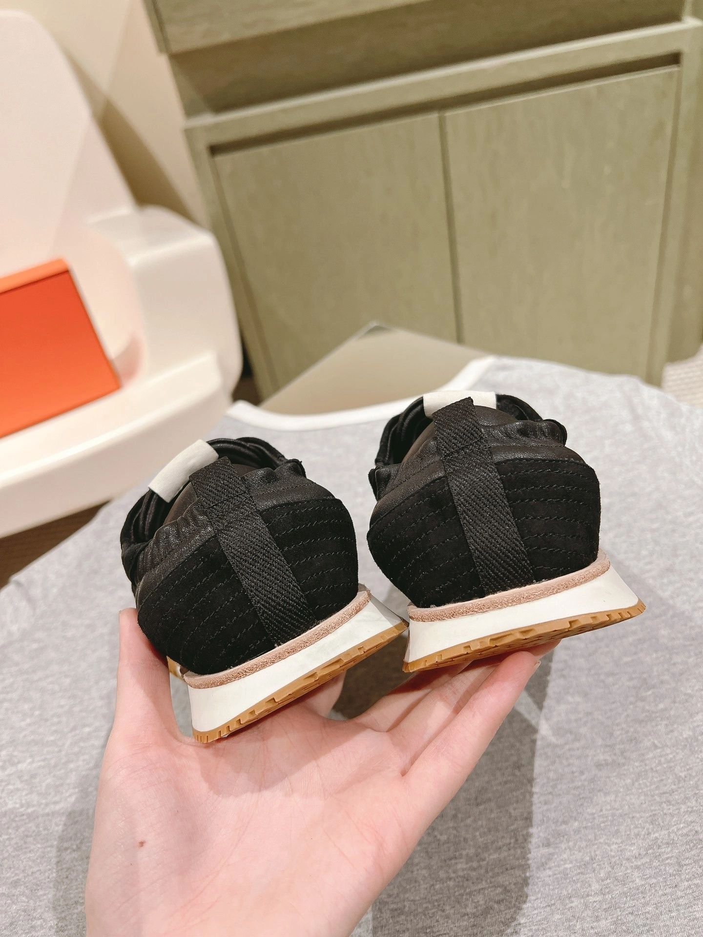OOBB-- H5r75s H242924Z H01 cowhide item：E-X362I2919
