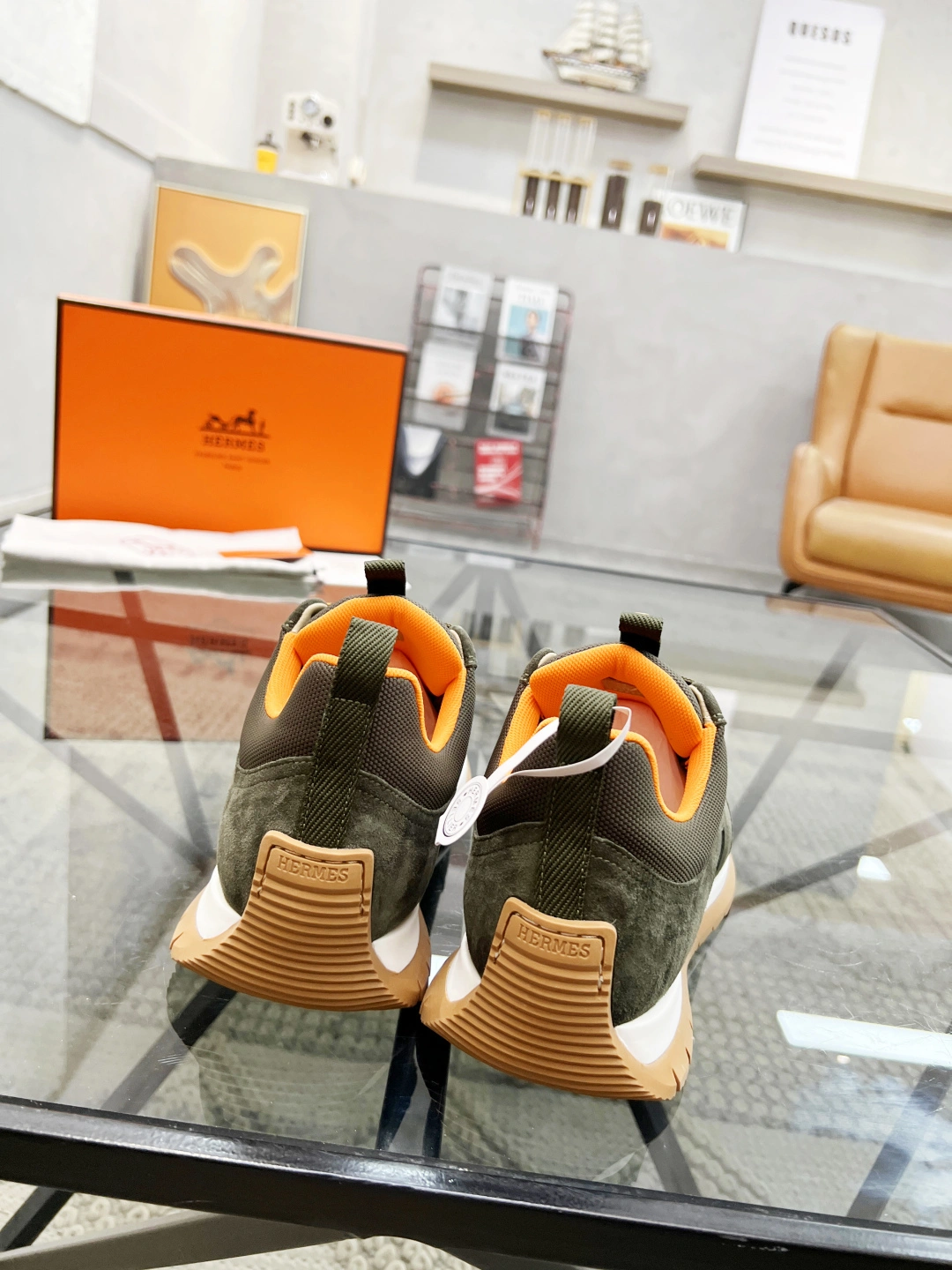 OOBB-- H5r75s H242978Z H4N cowhide item:E-X158A0186