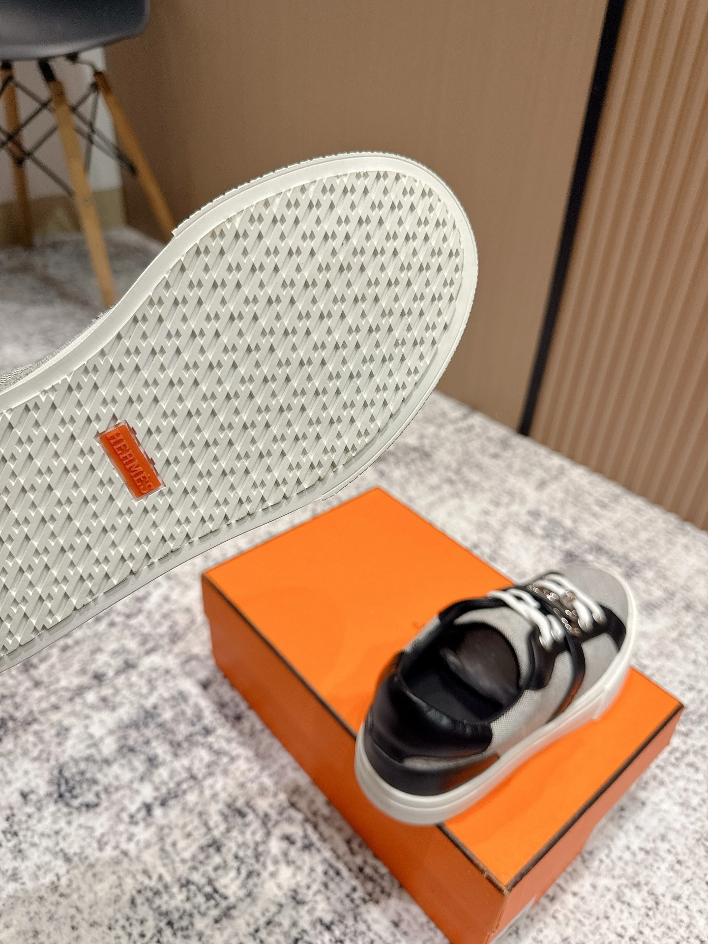OOBB-- H5r75s H251818Z HPN calfskin item：E-X02I1019