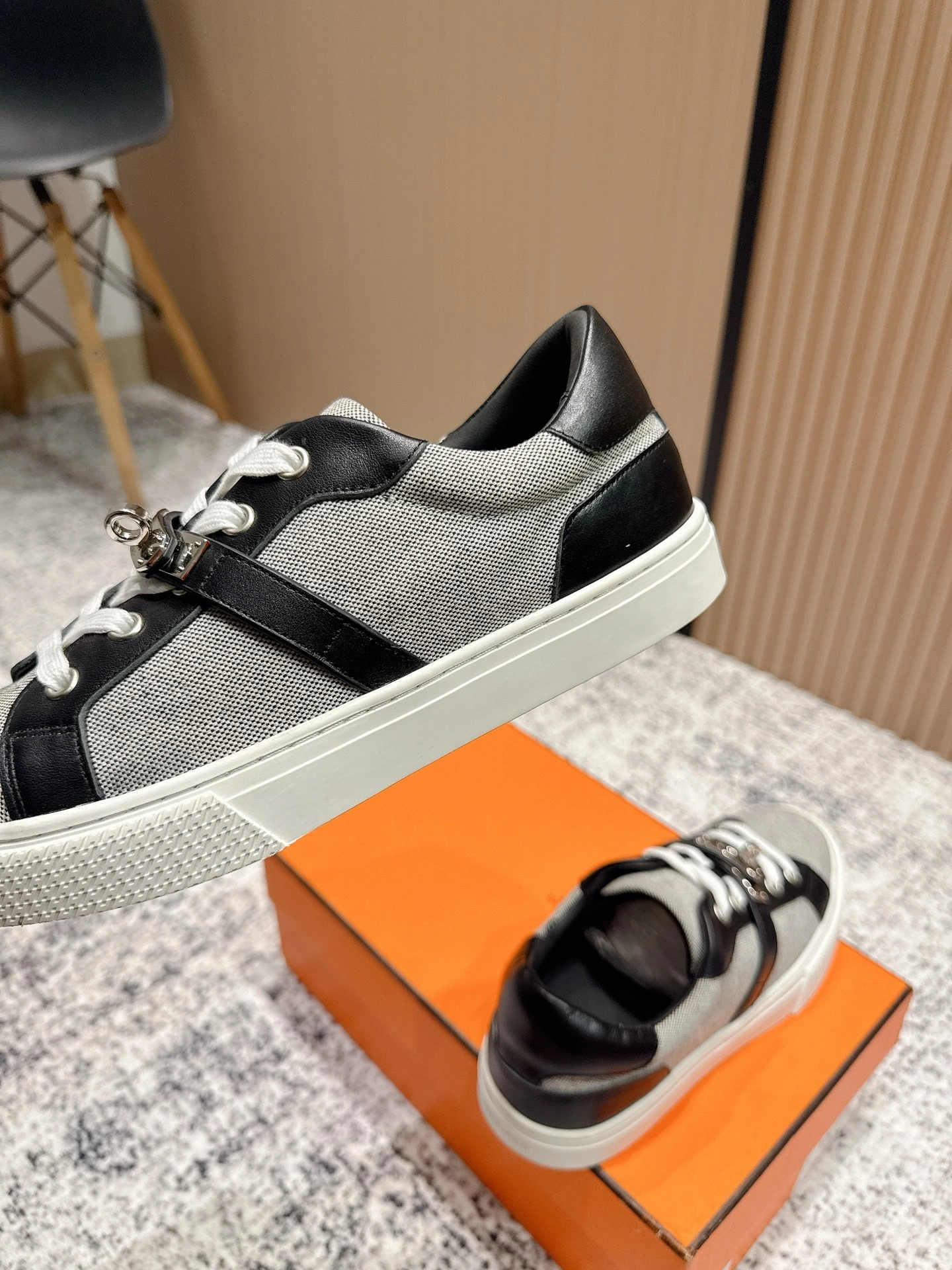 OOBB-- H5r75s H251818Z HPN calfskin item：E-X02I1019