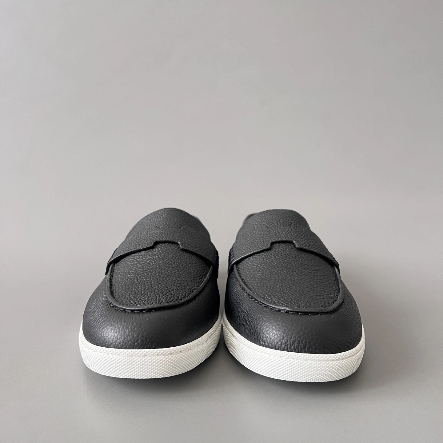 OOBB-- H5r75s H251874Z A01 Calfskin item:E-X300L0331B