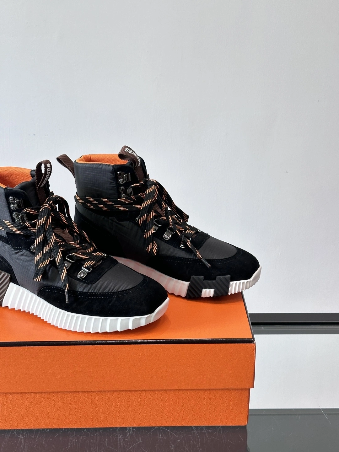 OOBB-- H5r75s H251917Z H01 Klimb sheephide item:E-X076I2330