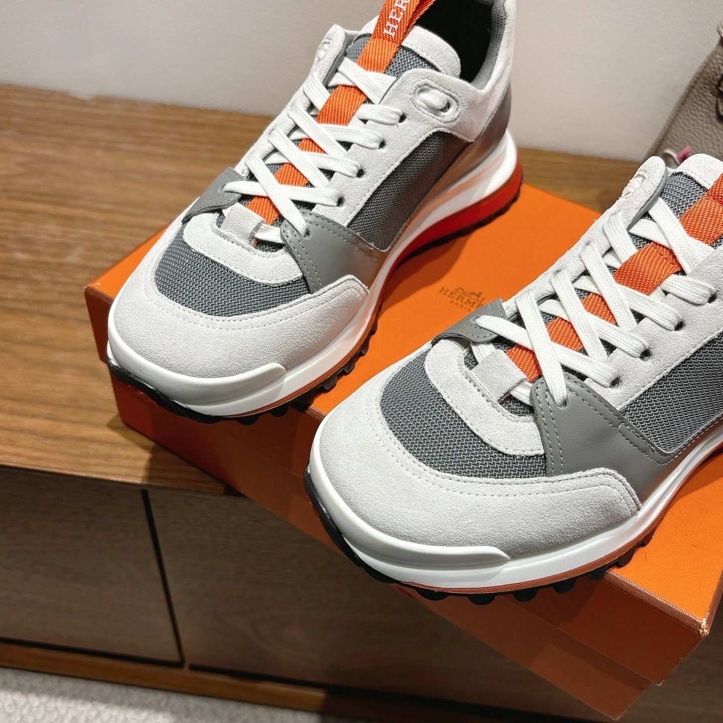 OOBB-- H5r75s H252863Z HGQ calfskin item：E-X362I0109