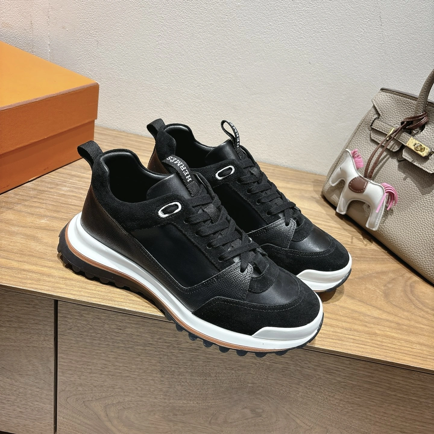 OOBB-- H5r75s H252864Z H01 calfskin item：E-X362I0112