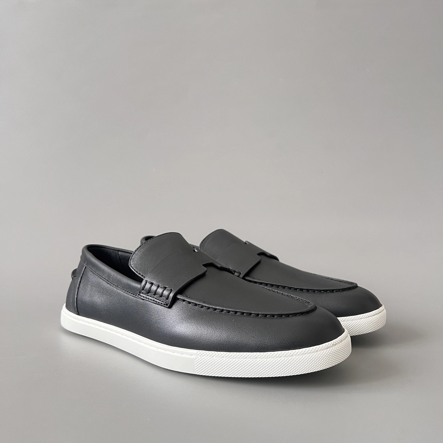 OOBB-- H5r75s H252908Z A01 Calfskin item:E-X300L0332B