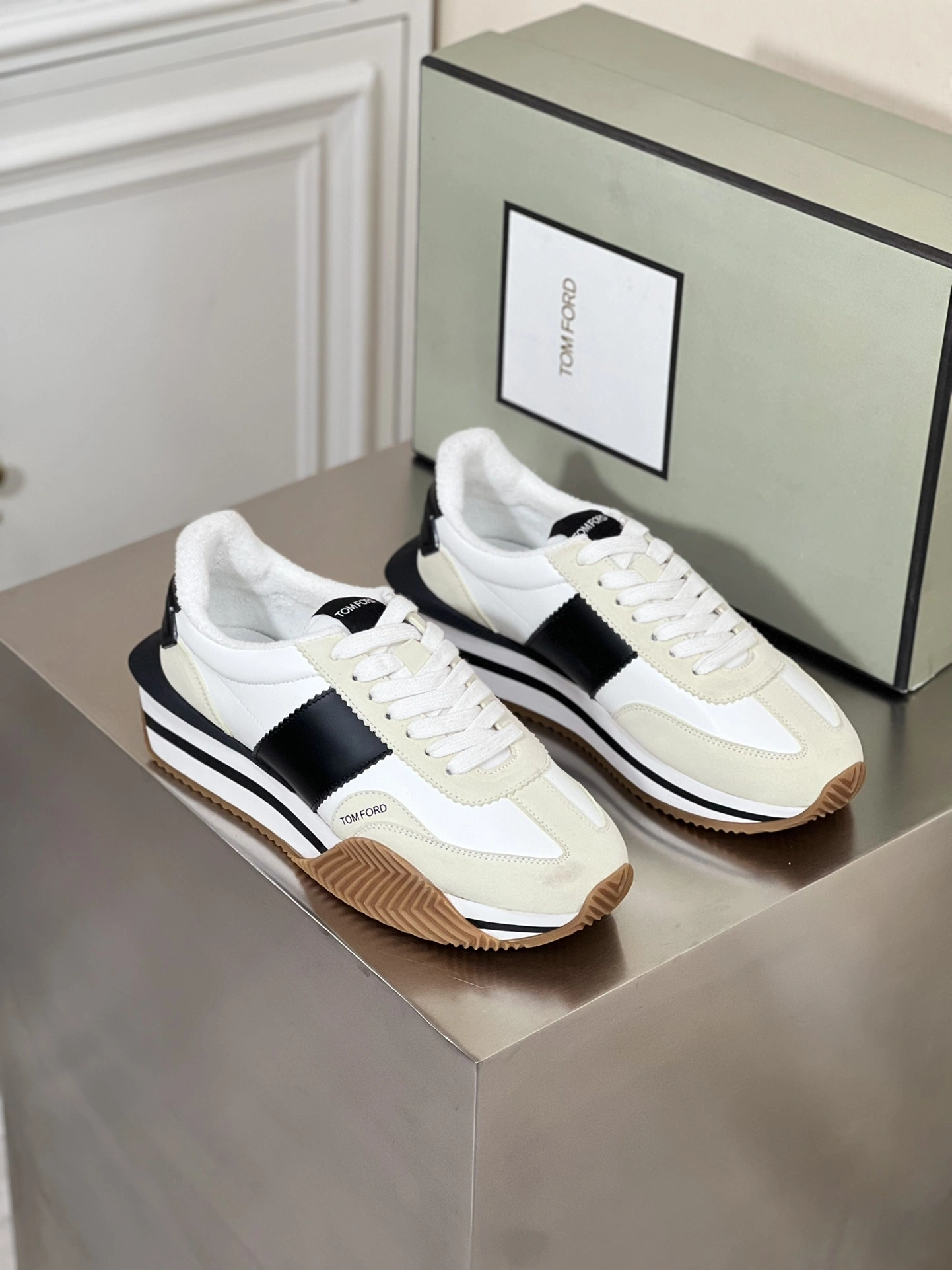 OOBB-- J1292T-TAP003-C1902 cowhide item:D-X032C0634