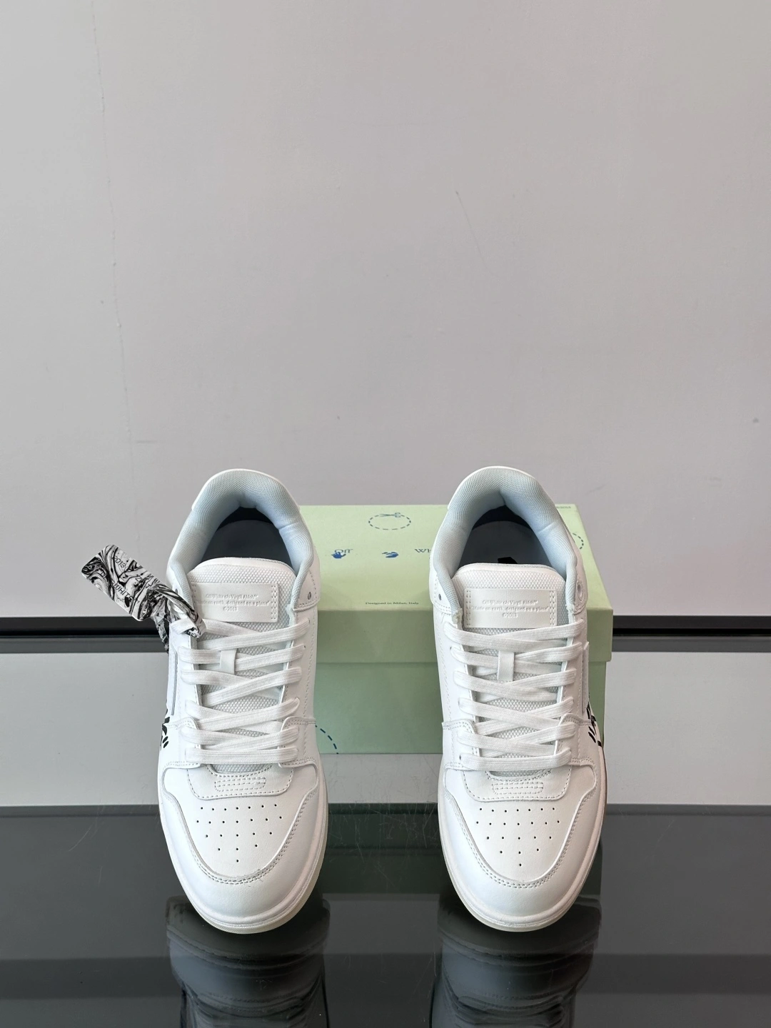 OOBB-- Off Whit5 OMIA189F21LEA0030110 Calfskin item:E-X076I0545