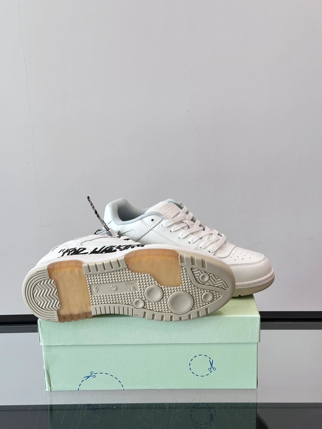OOBB-- Off Whit5 OMIA189F21LEA0030110 Calfskin item:E-X076I0545