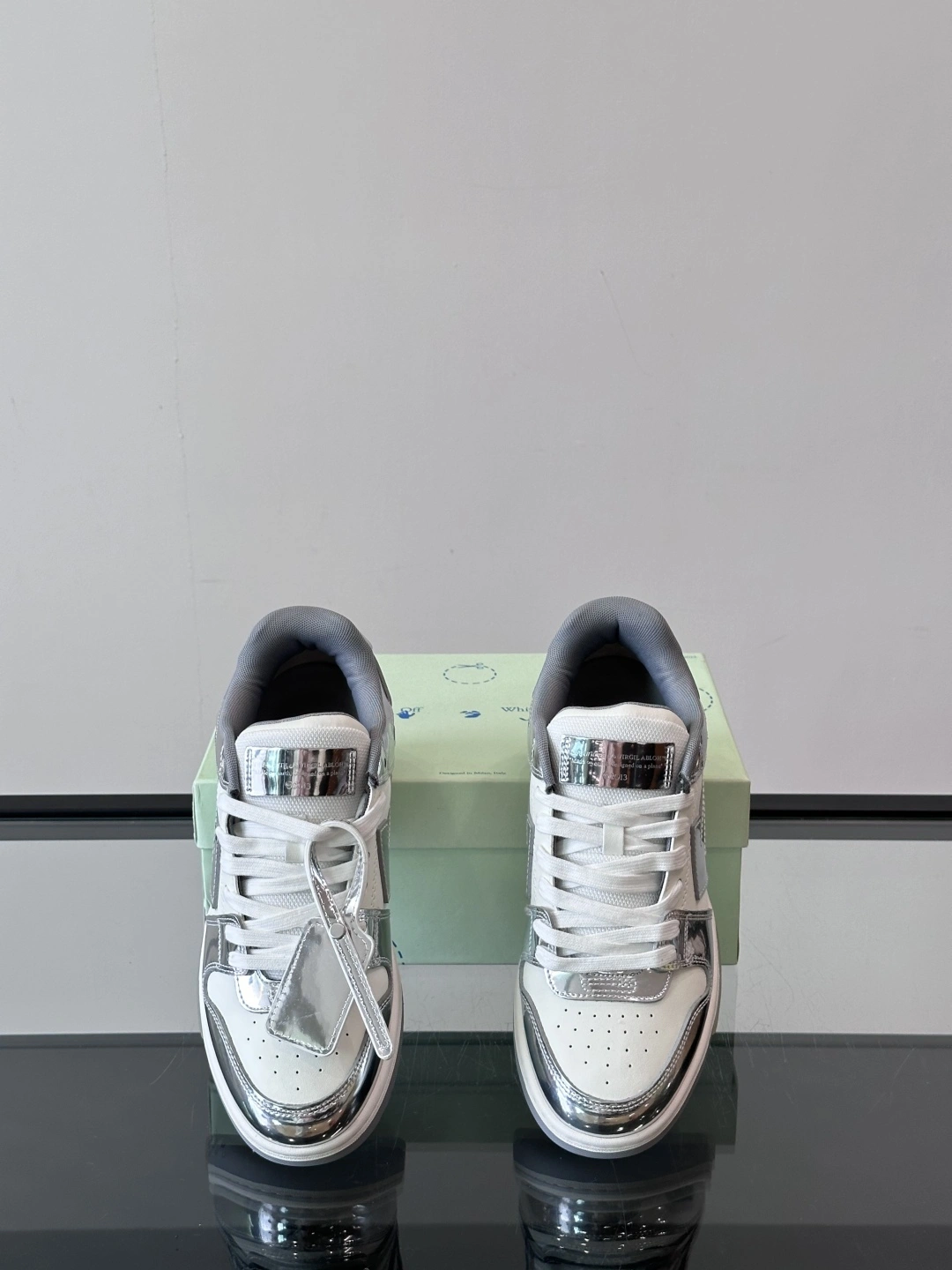 OOBB-- Off Whit5 OMIA189F24LEA00E0172 Calfskin item:E-X076I0549