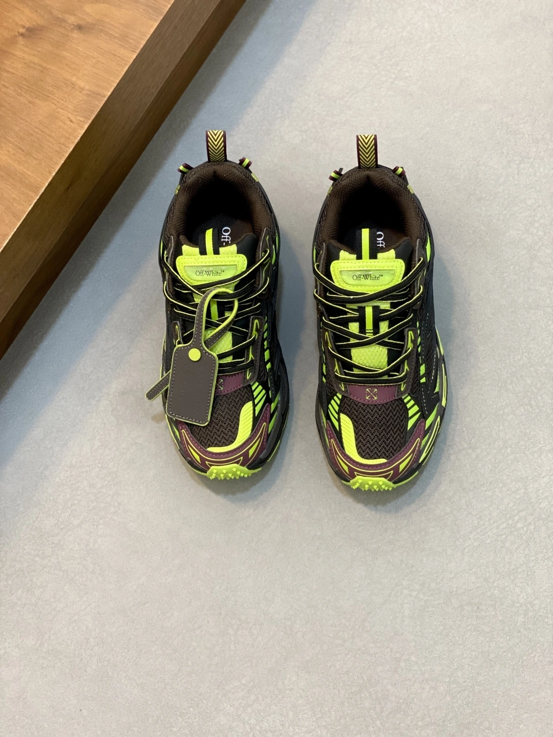 OOBB-- Off Whit5 OMIA295W24FAB0016070 C O VirGil Abloh item：E-X062I0121