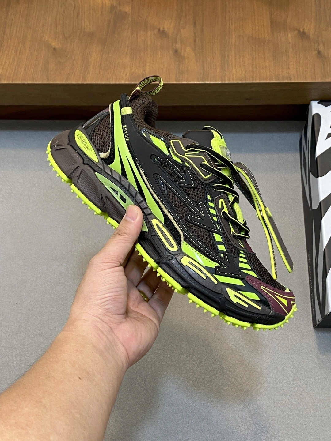 OOBB-- Off Whit5 OMIA295W24FAB0016070 C O VirGil Abloh item：E-X062I0121