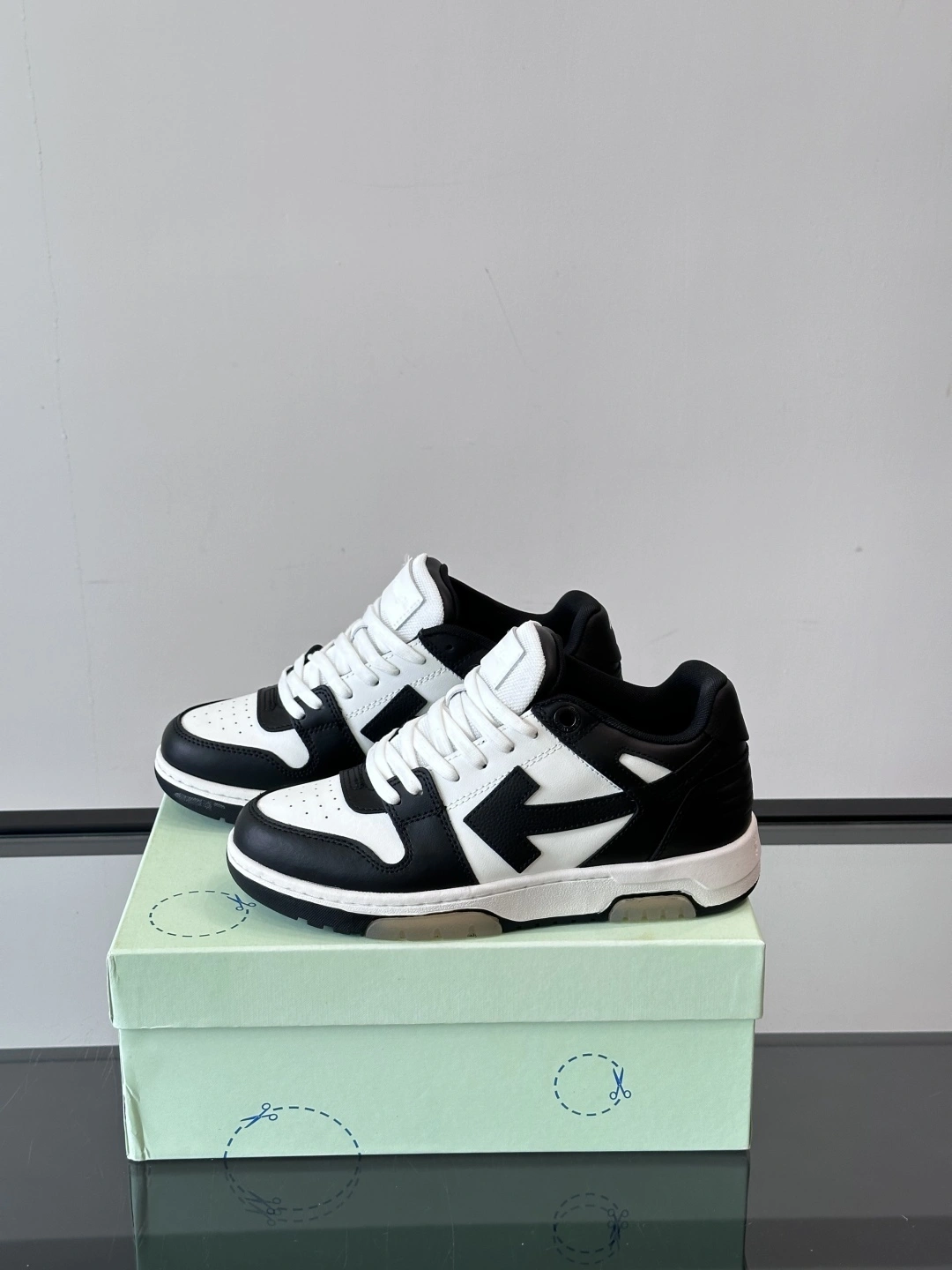 OOBB-- Off Whit5 OWIA259C99LEA0060110 Calfskin item:E-X076I0548